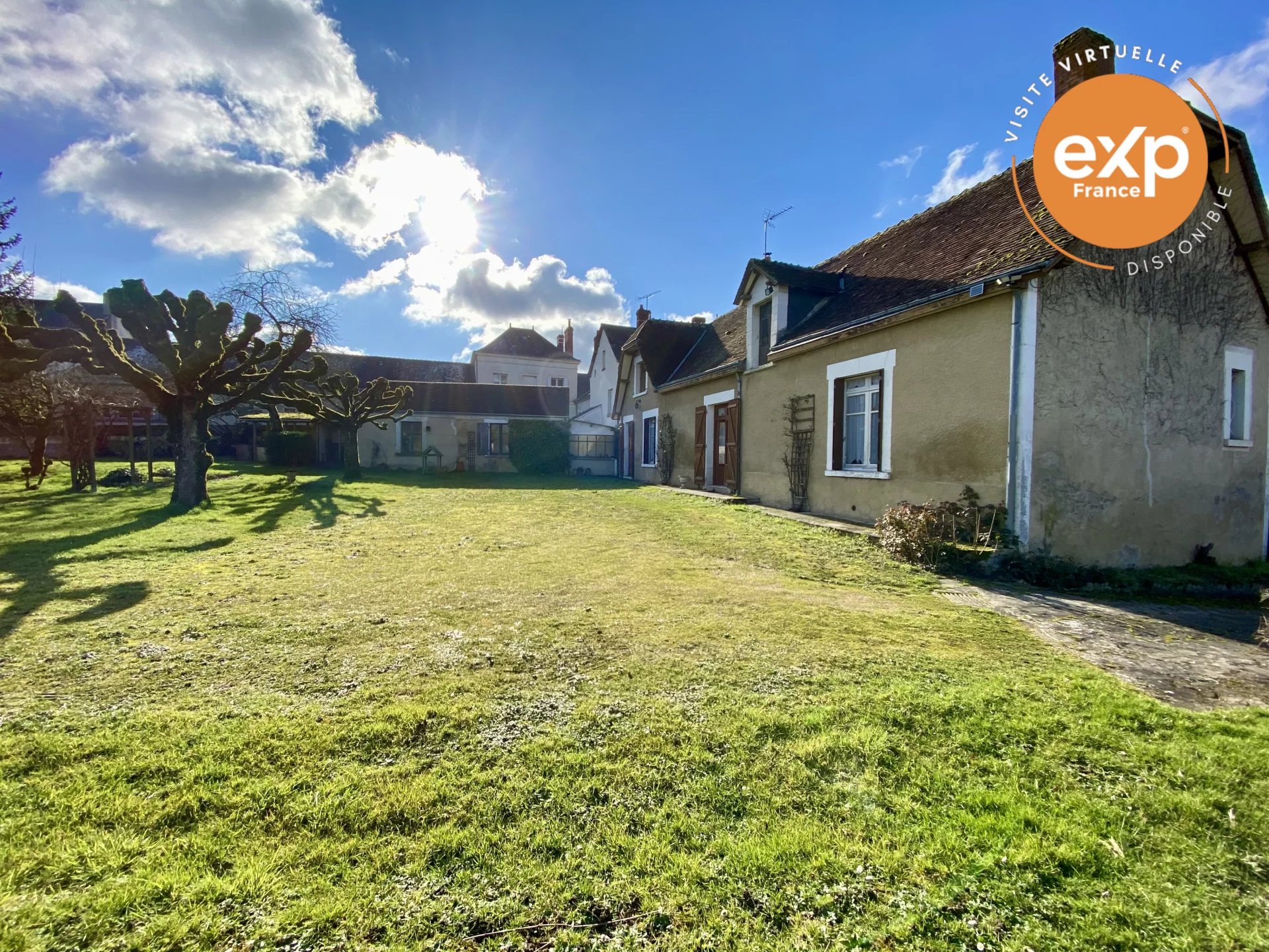 Sale Village house Saint-Jean-Saint-Germain