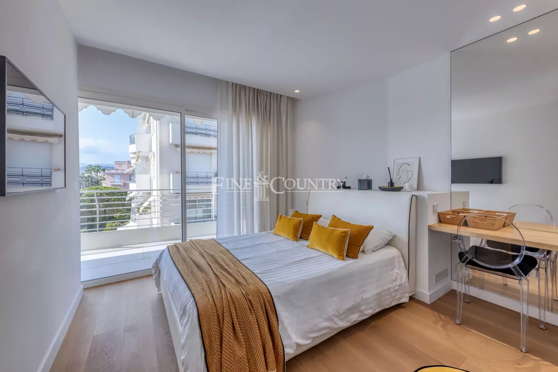 Photo of Apartment for sale on the Croisette, Cannes