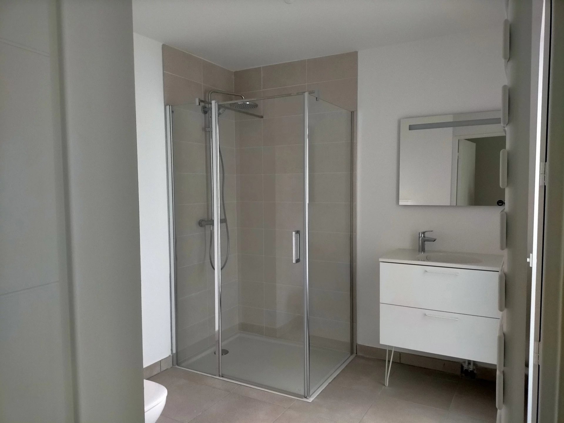 83606665 Location Villeurbanne