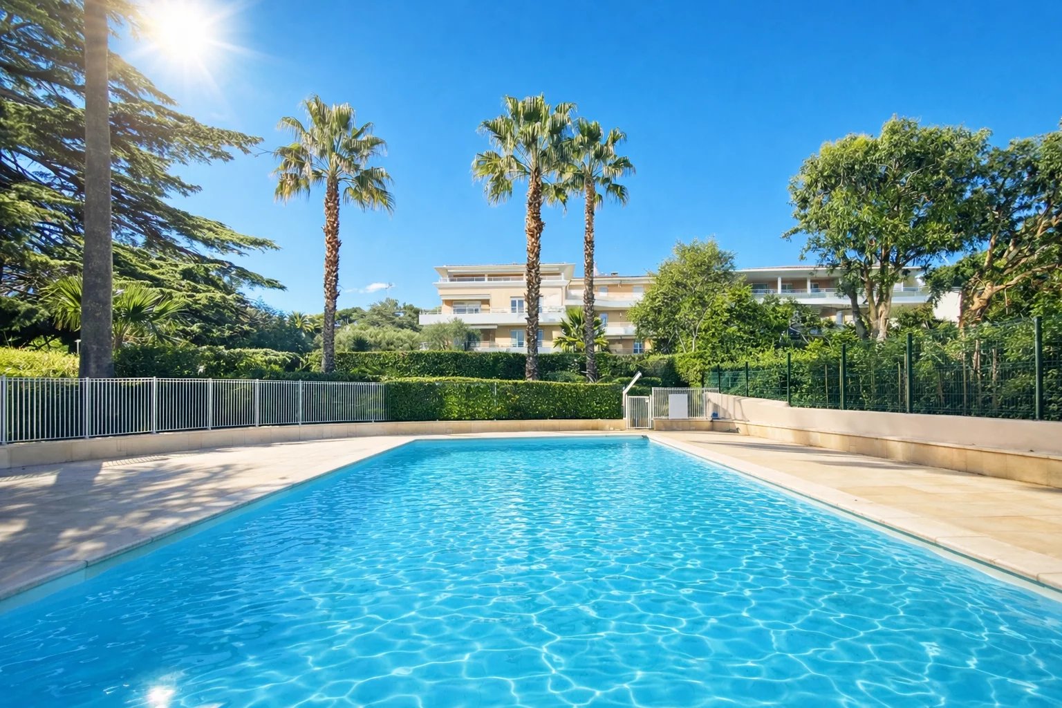 Agence immobilière de J P L