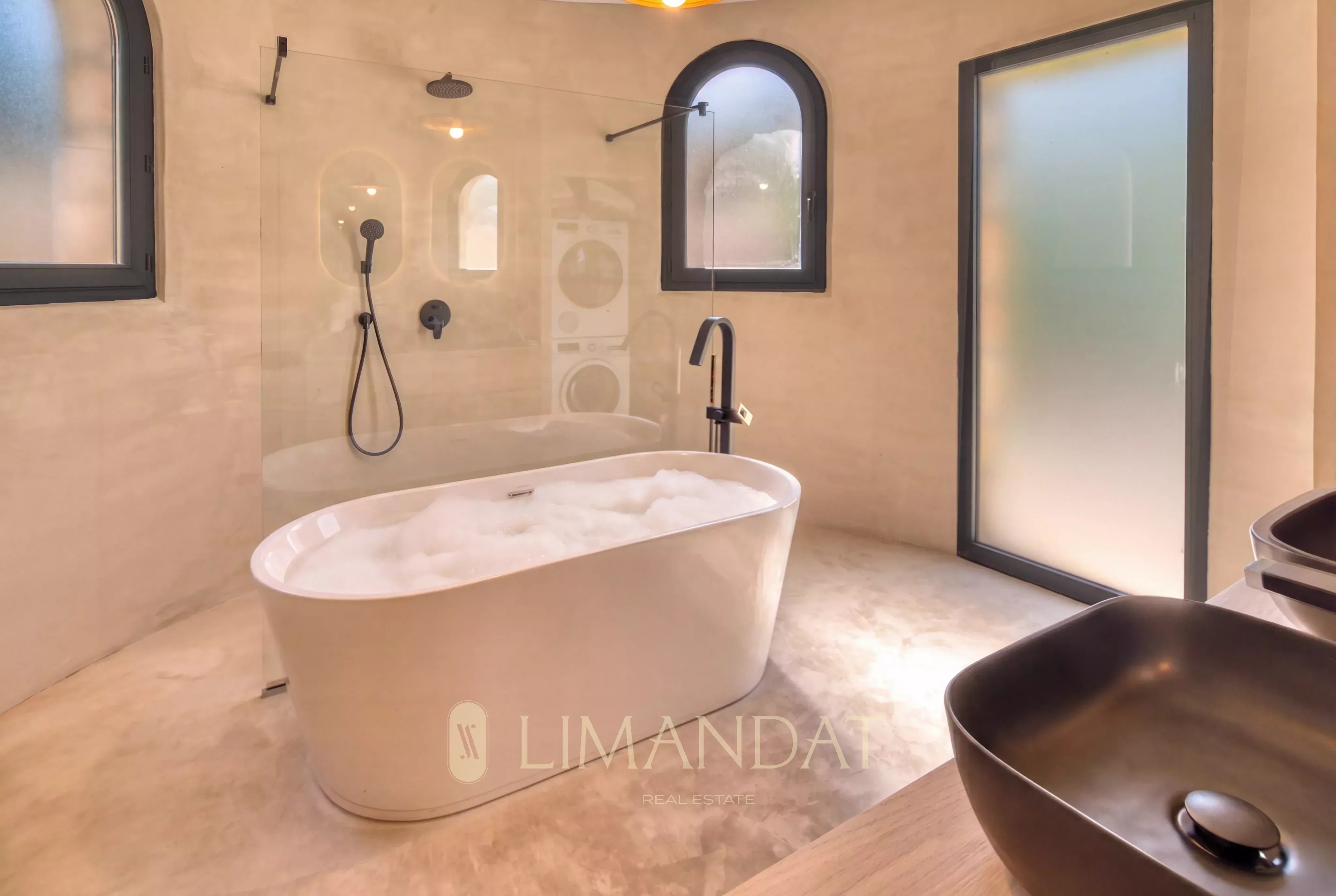 CANNES OXFORD - CHARMING VILLA + LAND CONSTRUCTIBLE