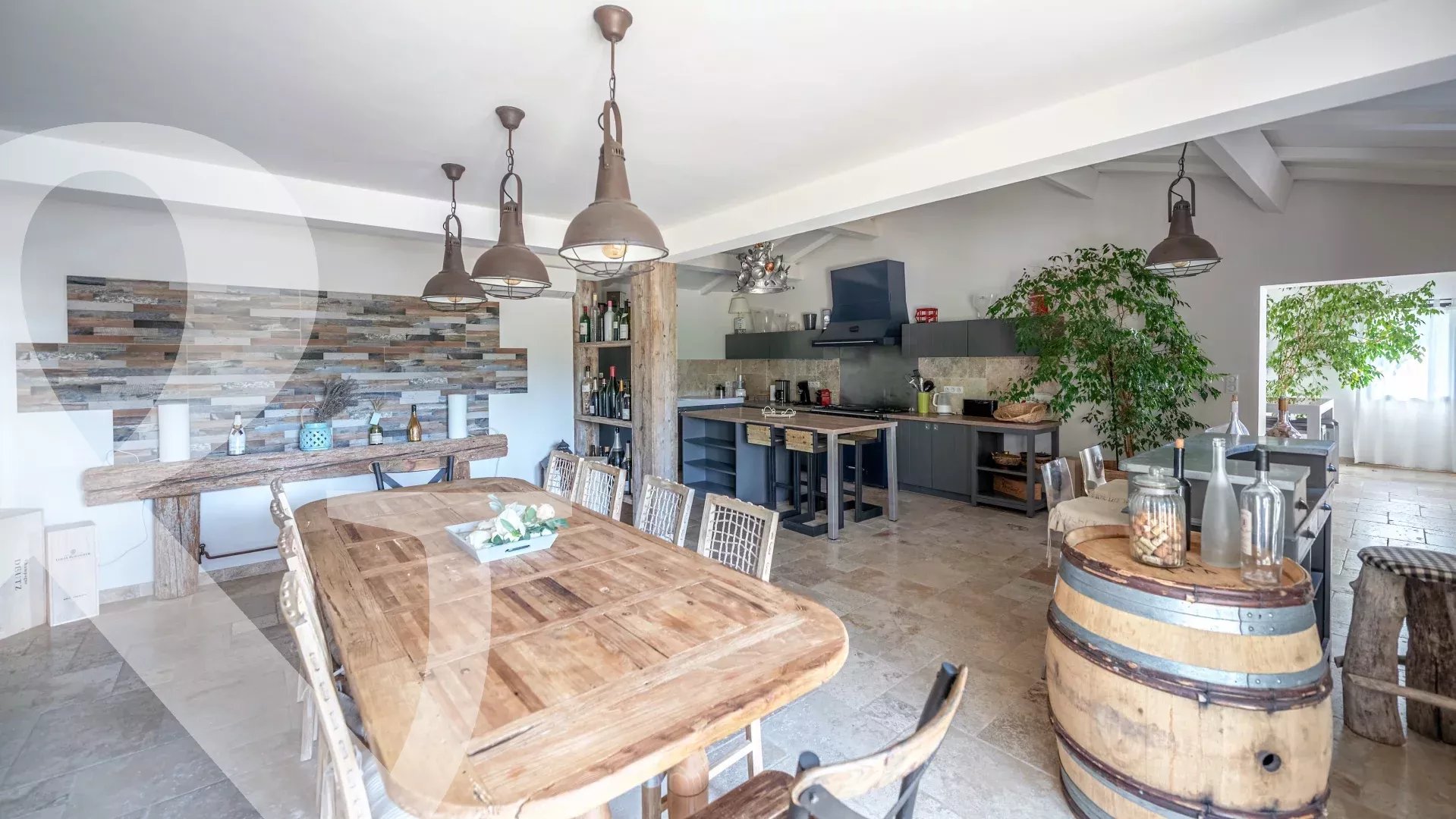 EN CAMPAGNE AU CALME ABSOLU