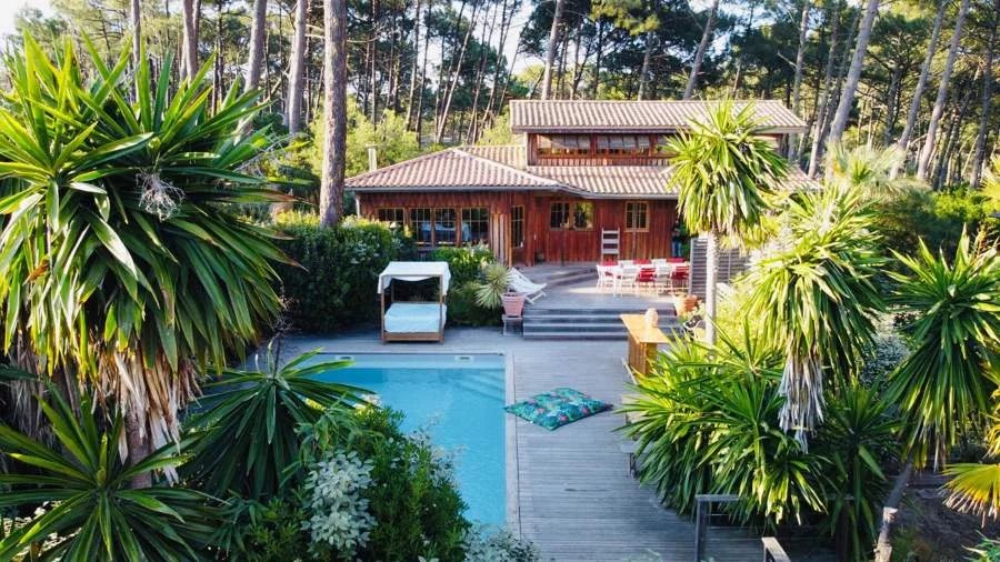 Cap Ferret — Location saisonnière — Maison — 8 Personnes — 5 Chambres — 4 Salles de bain — 180 m² — Piscine chauffée