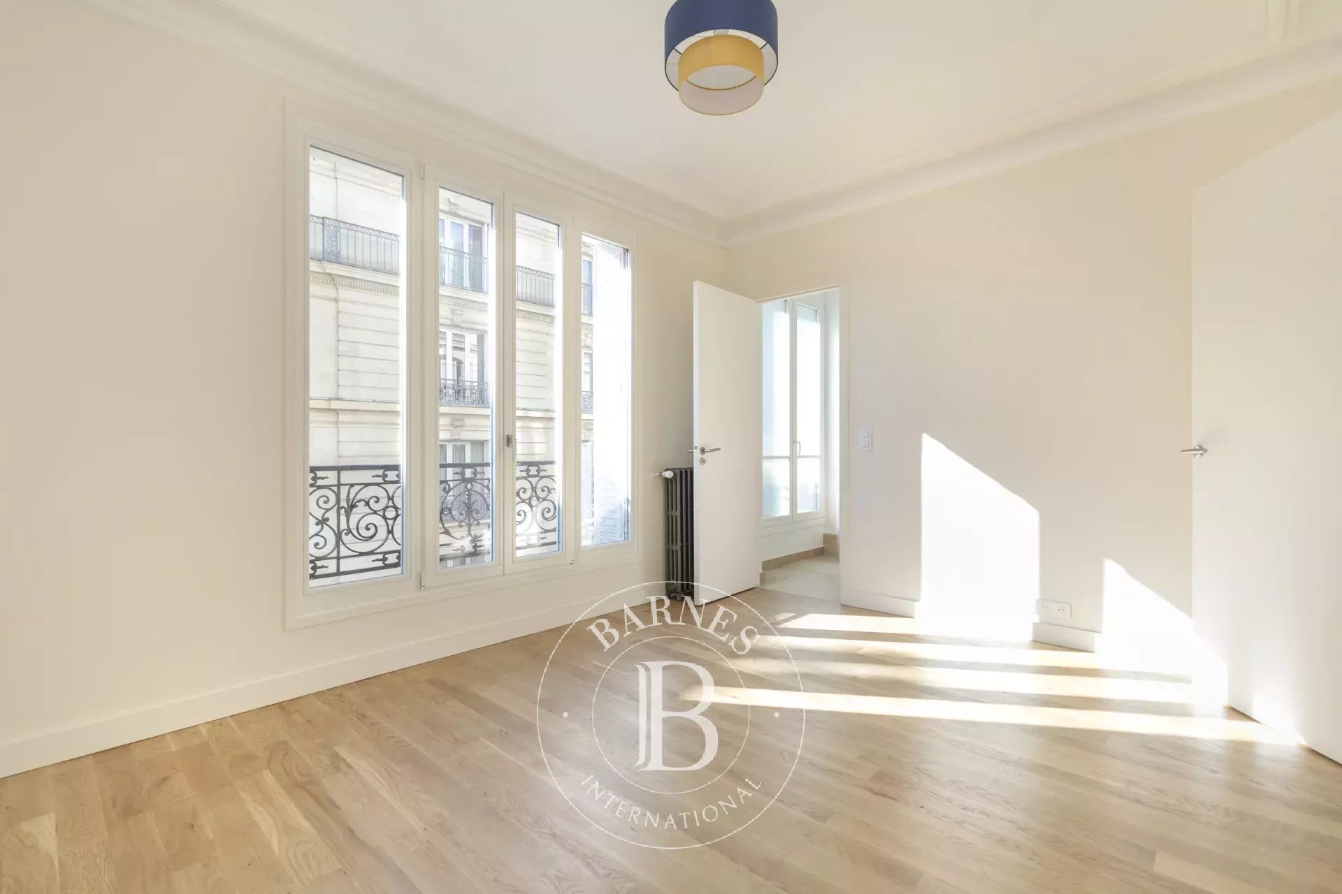 Daire Paris 10ème - picture 8