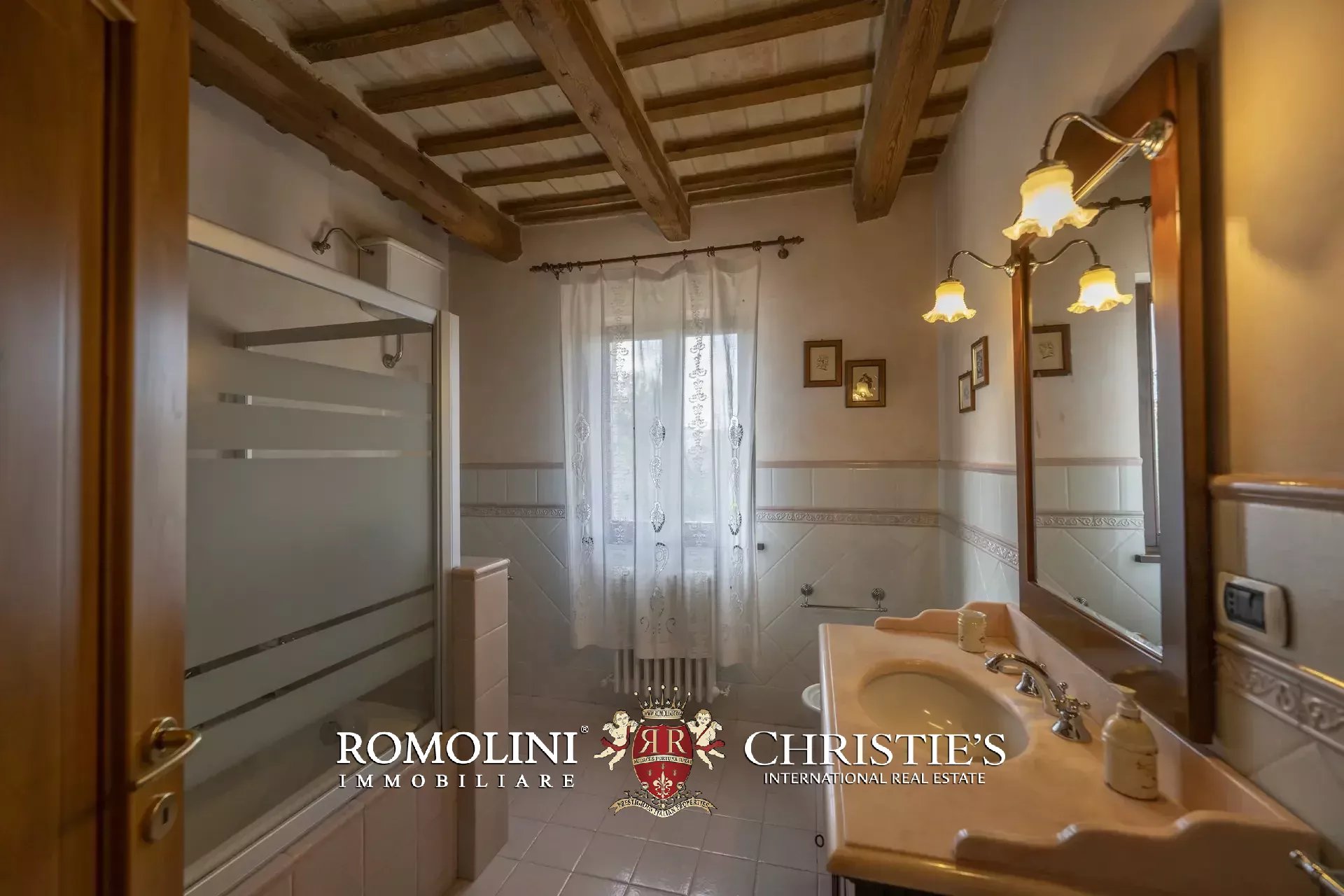 4 Bedroom Villa/Townhouse's Image 44