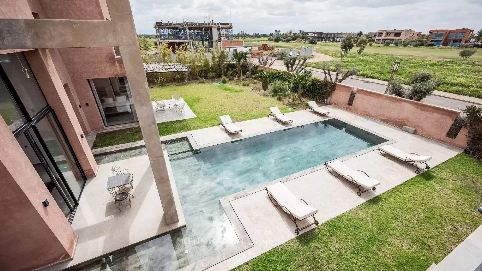 6 Bedroom Villa/Townhouse's Image 39