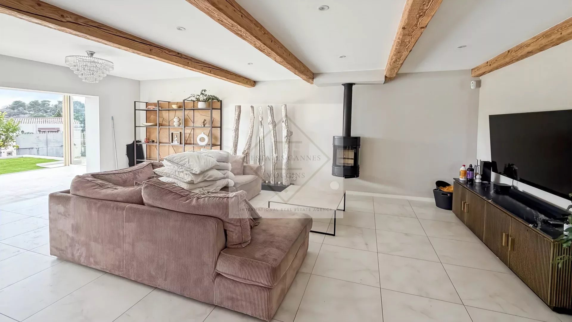 Charmante Maison Provençale Rénovée – Cœur de Mougins — photo 3