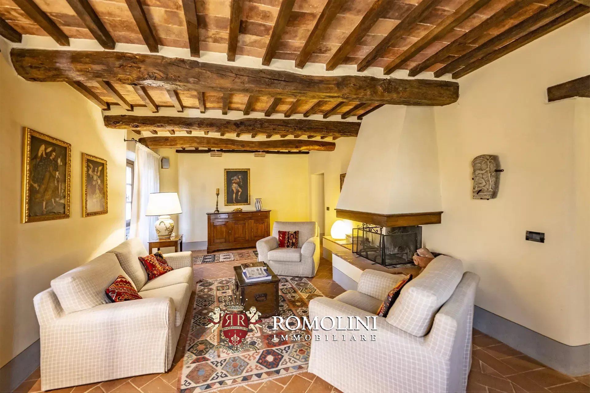 4 Bedroom Villa/Townhouse's Image 18