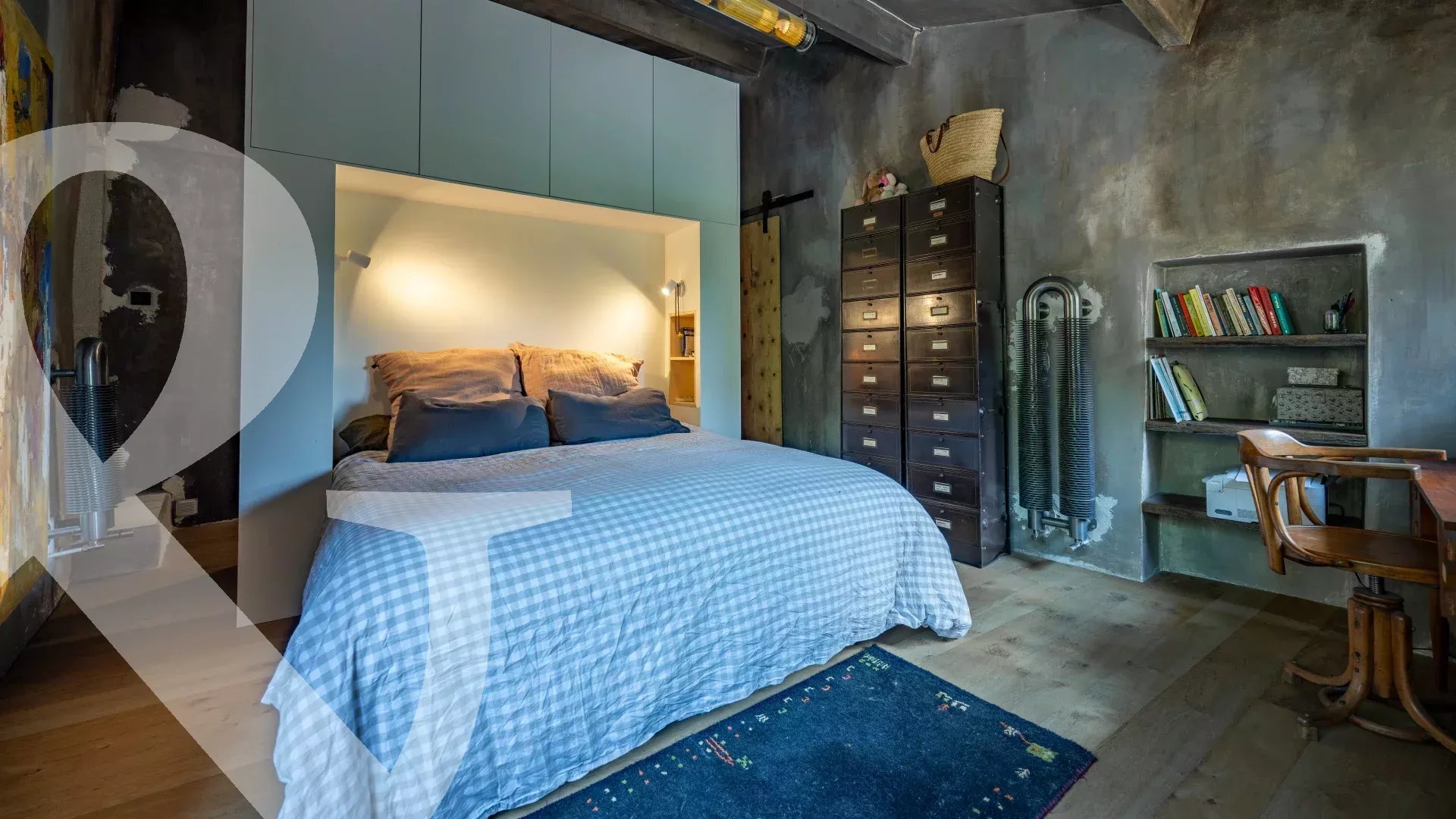 MAISON DE VILLAGE EN PIERRE