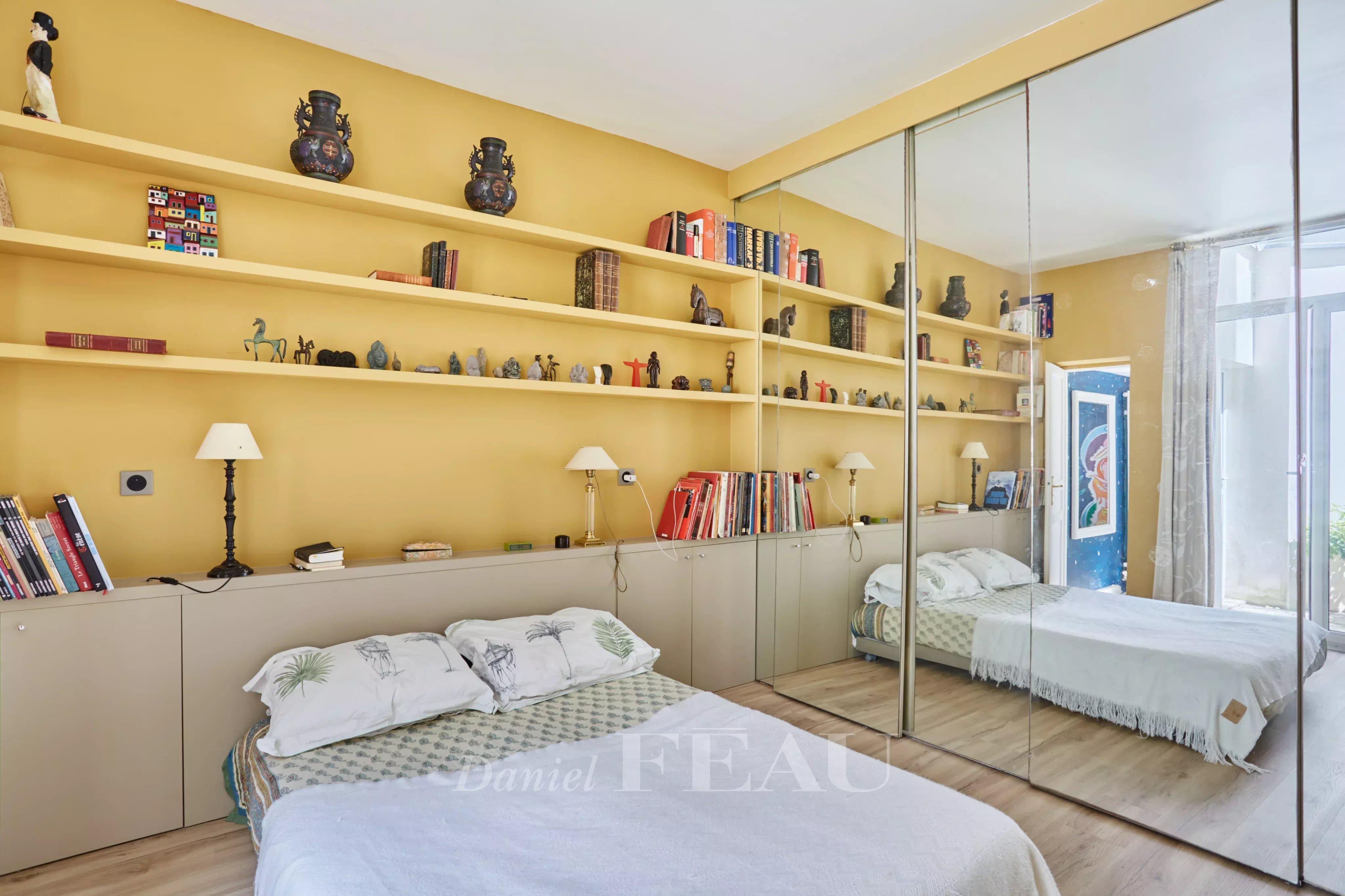 Sale Apartment Paris 7th