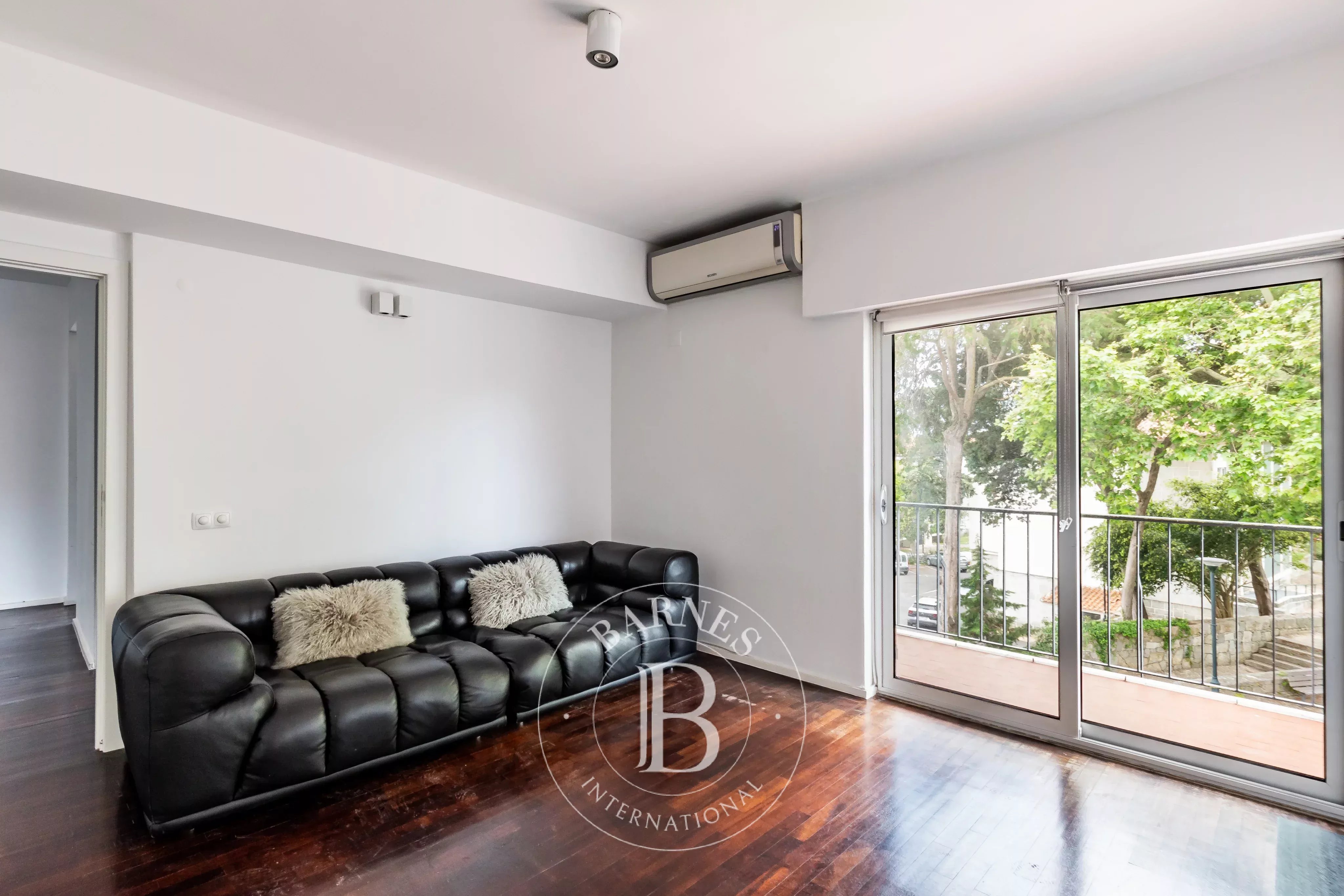 DUPLEX CARCAVELOS