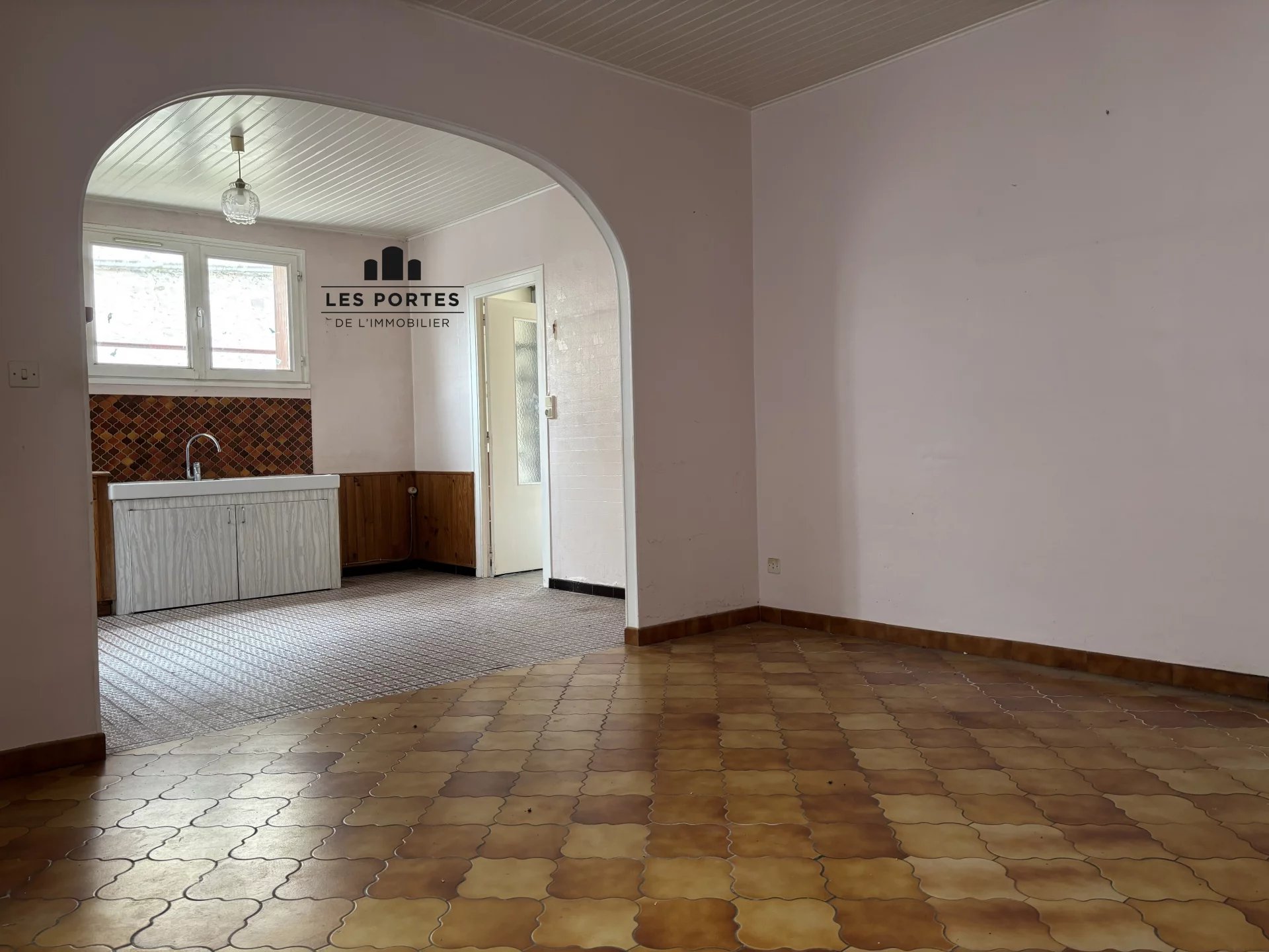 MAISSE (91720)