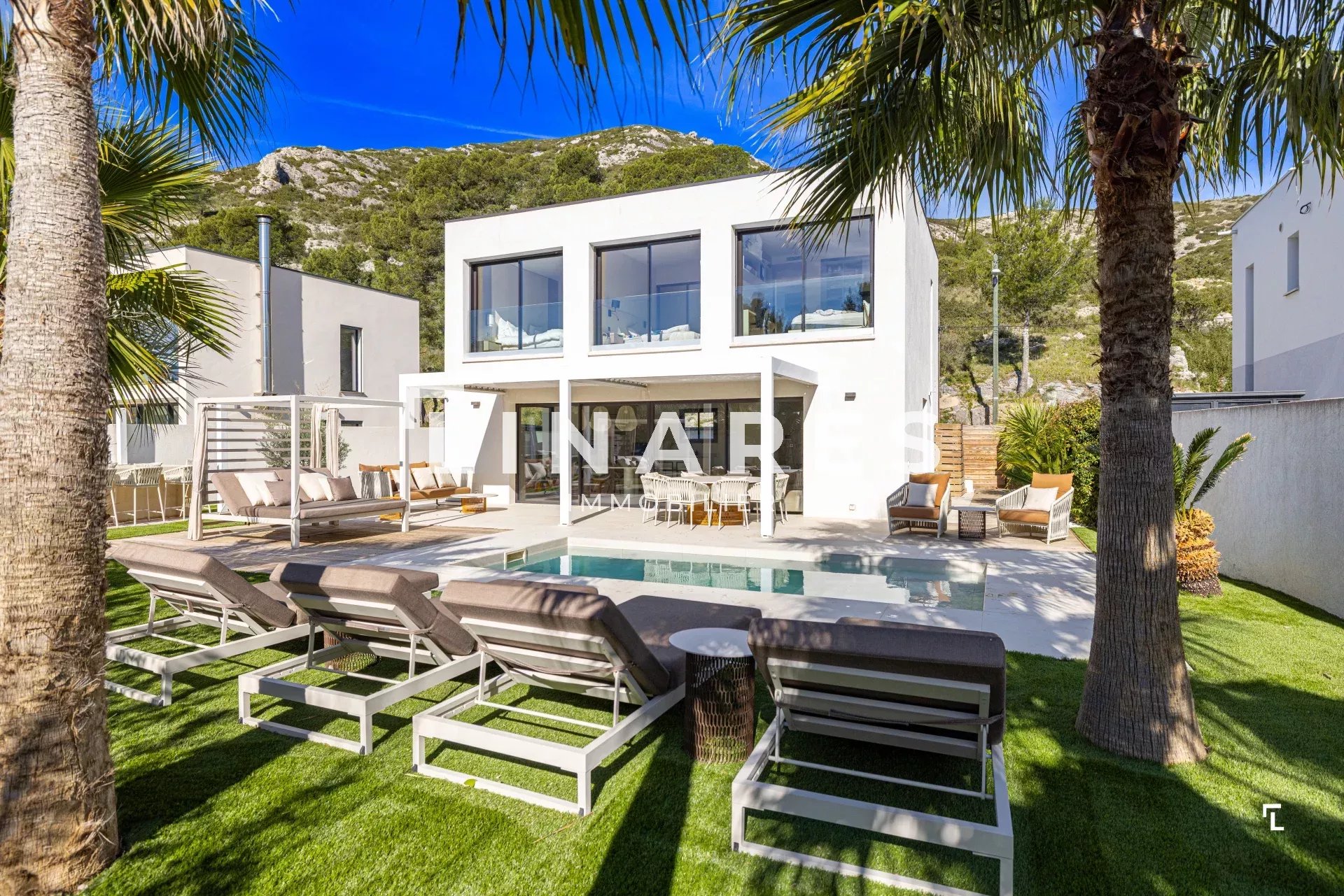 LA CALIFORNIENNE - Villa T5/6 de 189m2 + Piscine - 13009