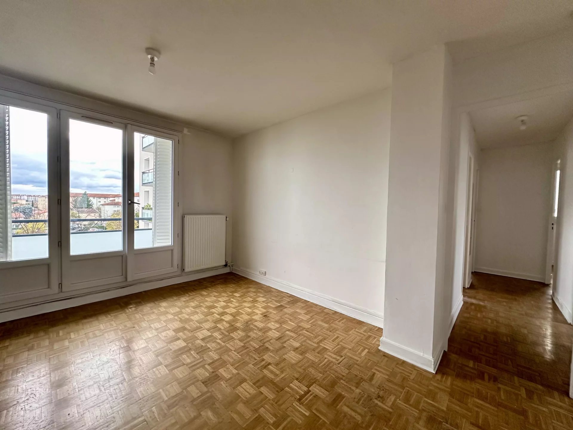 86458015 Vente Lyon 8ème