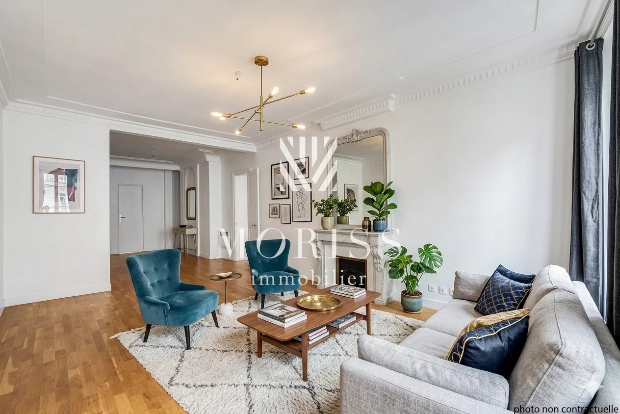 A vendre – Paris 8e Beauvau– Appartement 2 pièces de 68 m² - Image Array