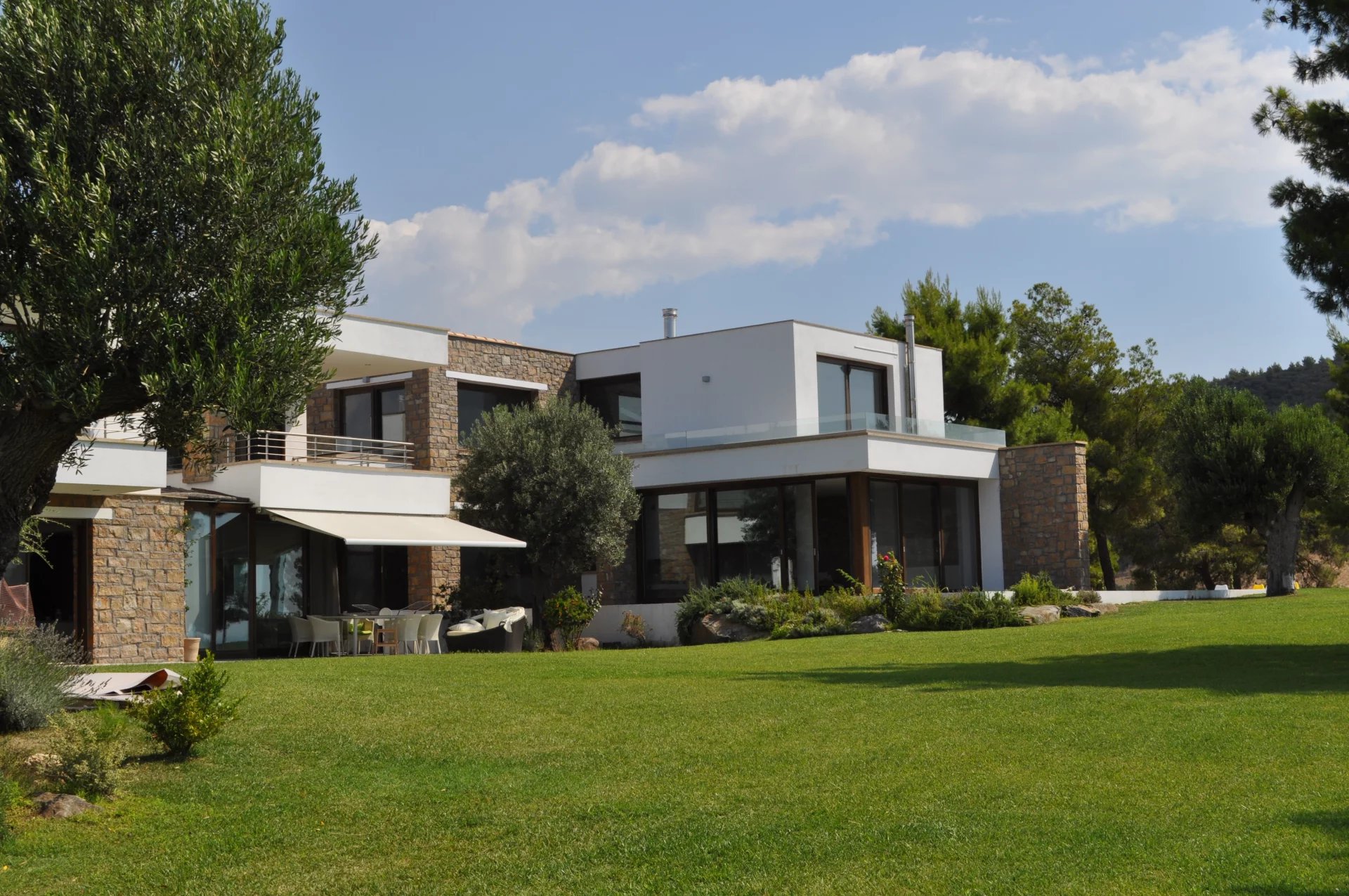 Grèce Thessalonique 5 Villas en Bord de Mer avec Vue sur la Mer dans un Domaine Privé