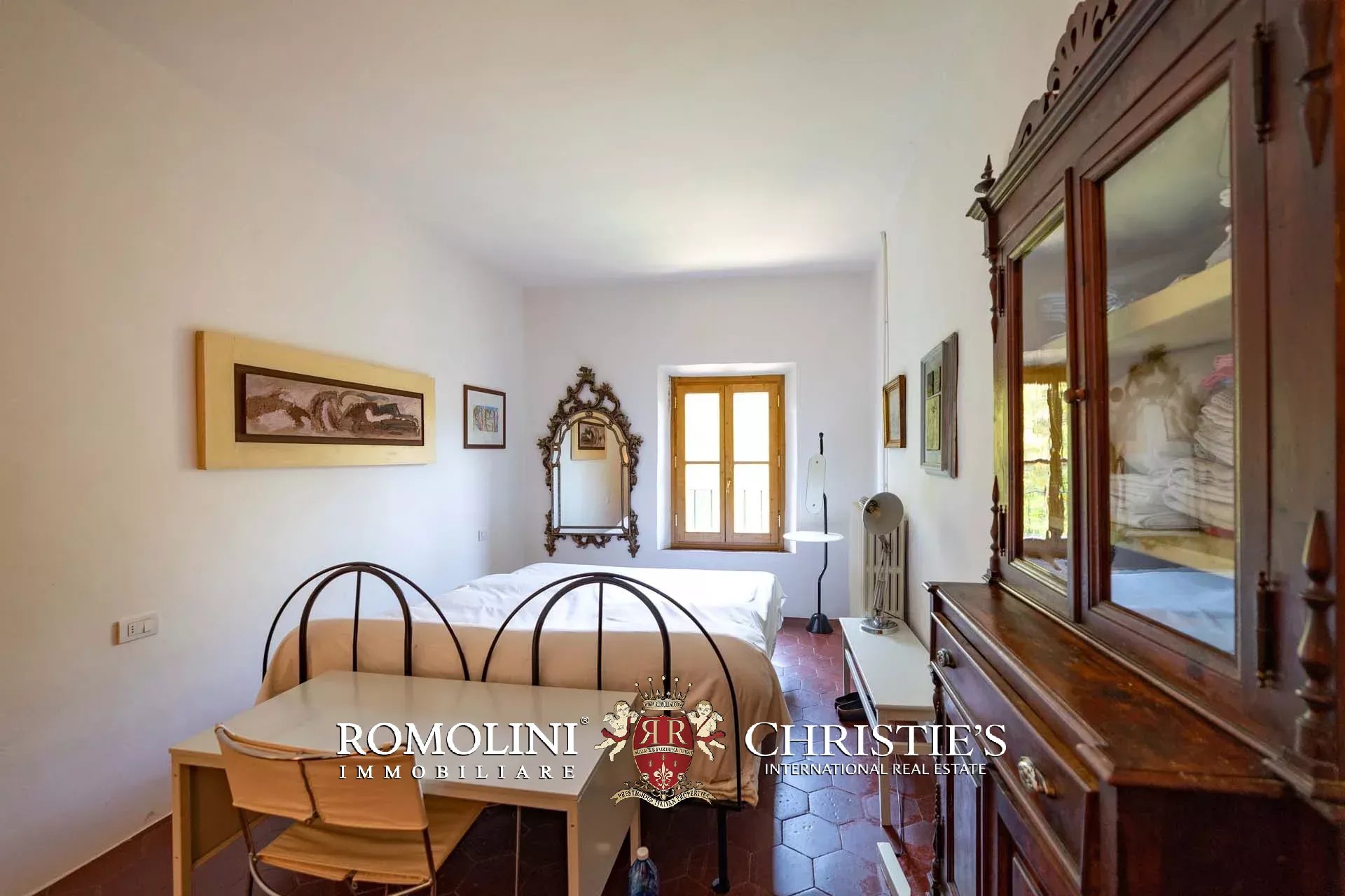 11 Bedroom Villa/Townhouse's Image 113