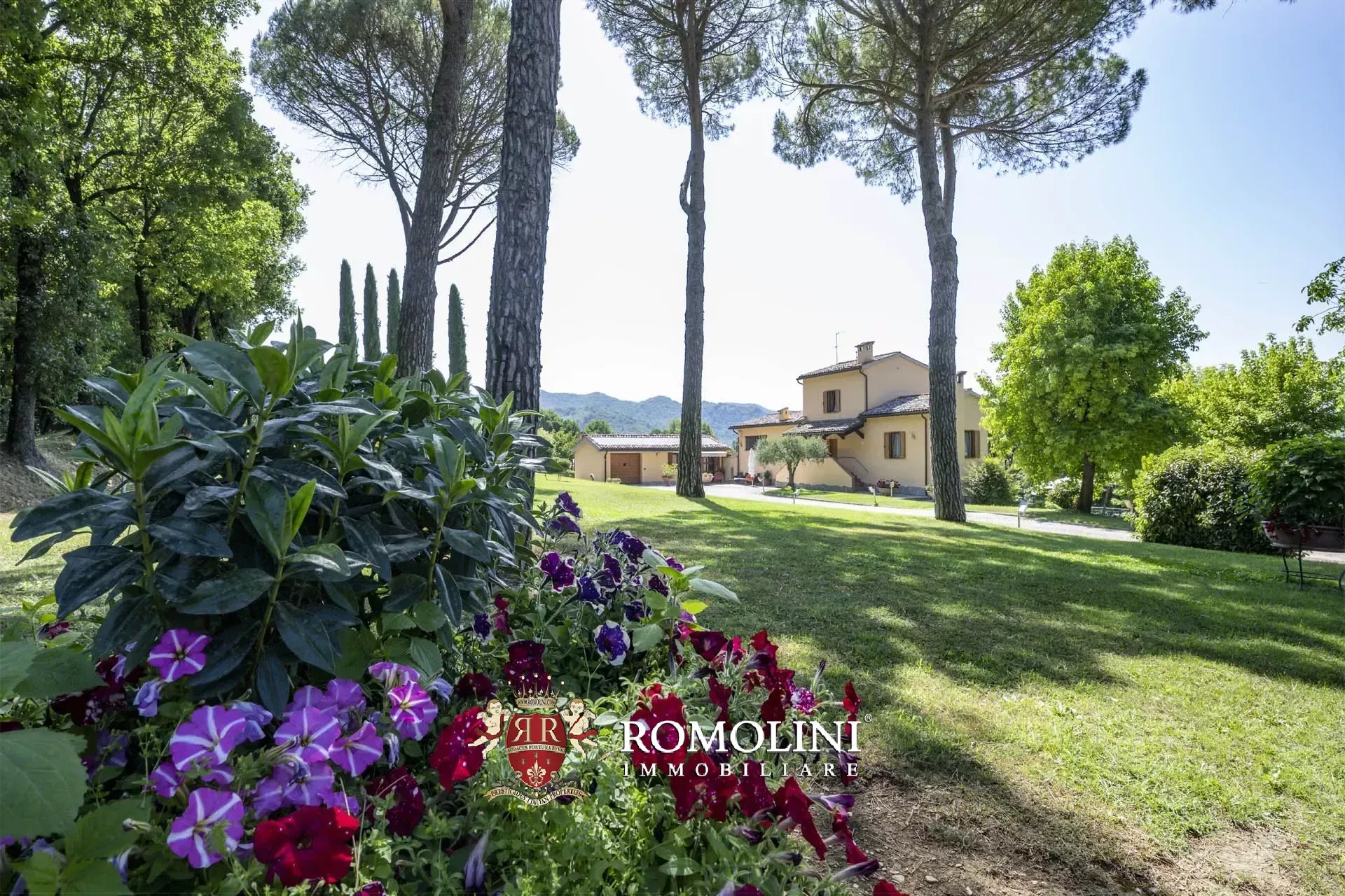 3 Bedroom Villa/Townhouse's Image 35