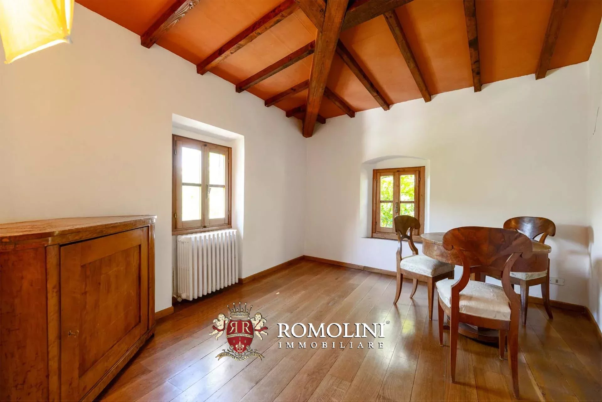 5 Bedroom Villa/Townhouse's Image 32