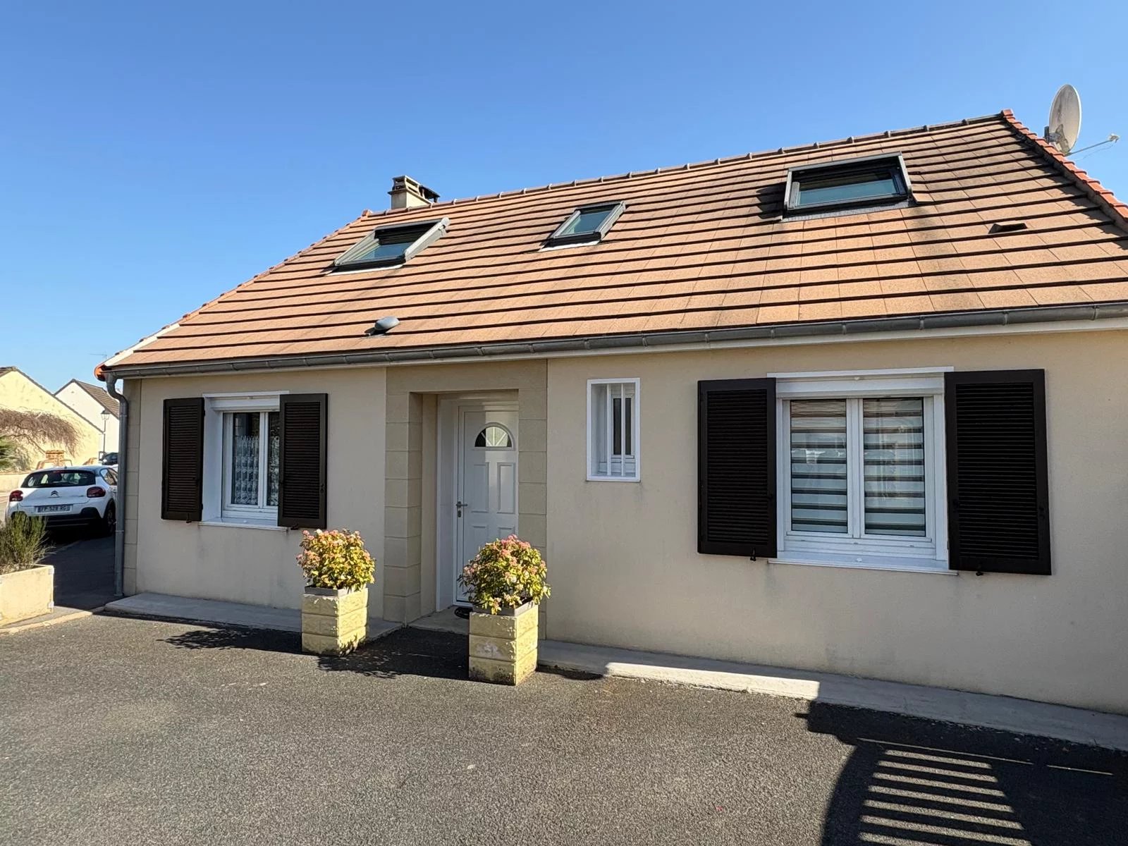 Maison de 138  m² à Servon