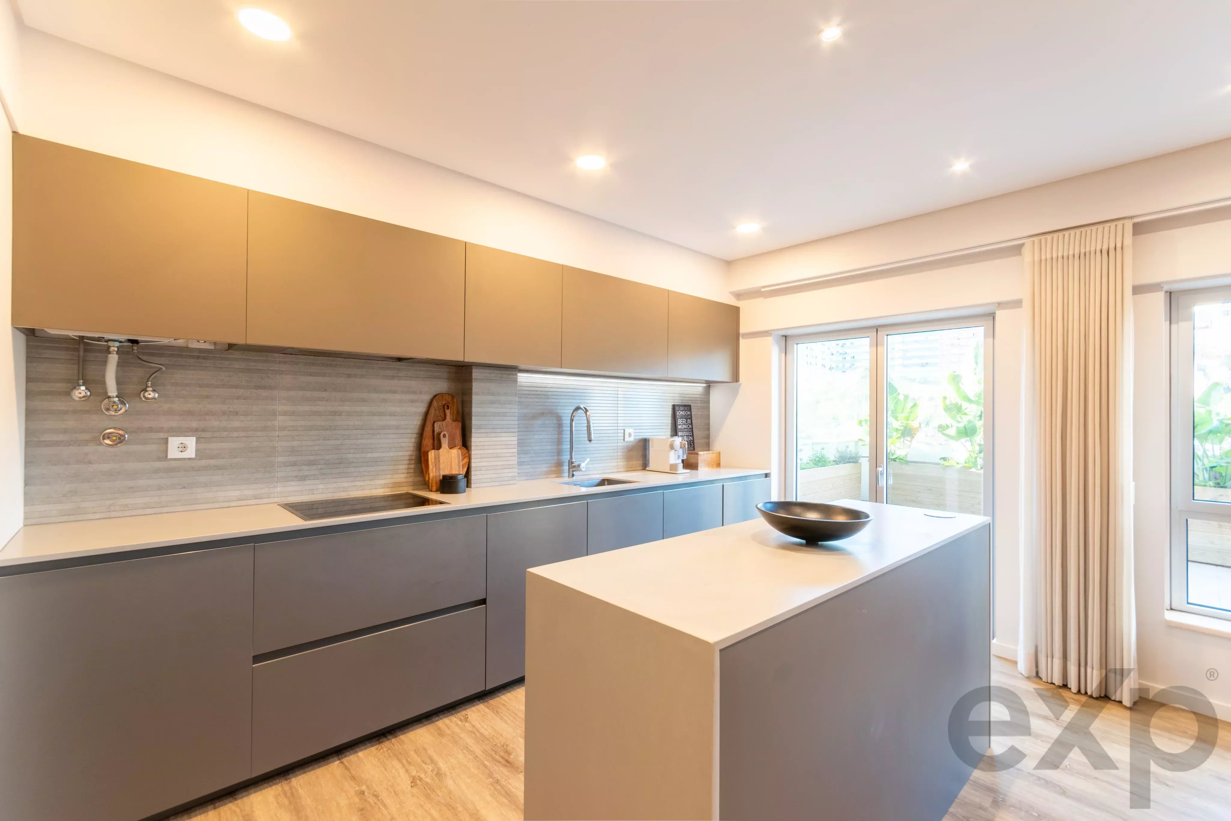 T3 Apartment 1675-003 image 8