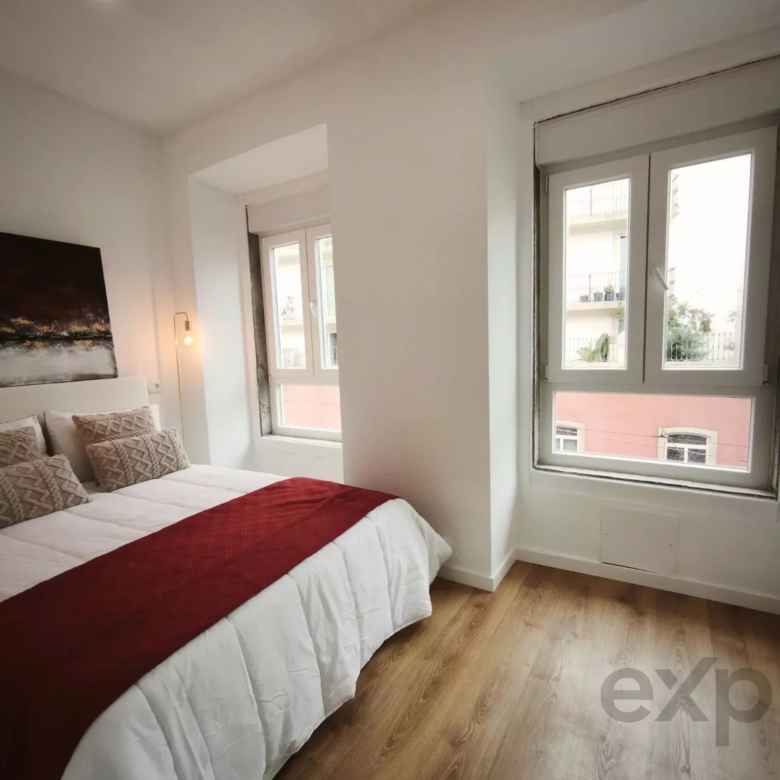 Fully Renovated 3-Bedroom Apartment with En-Suite and Walk-In Closet in Penha de França 87177065 image 19