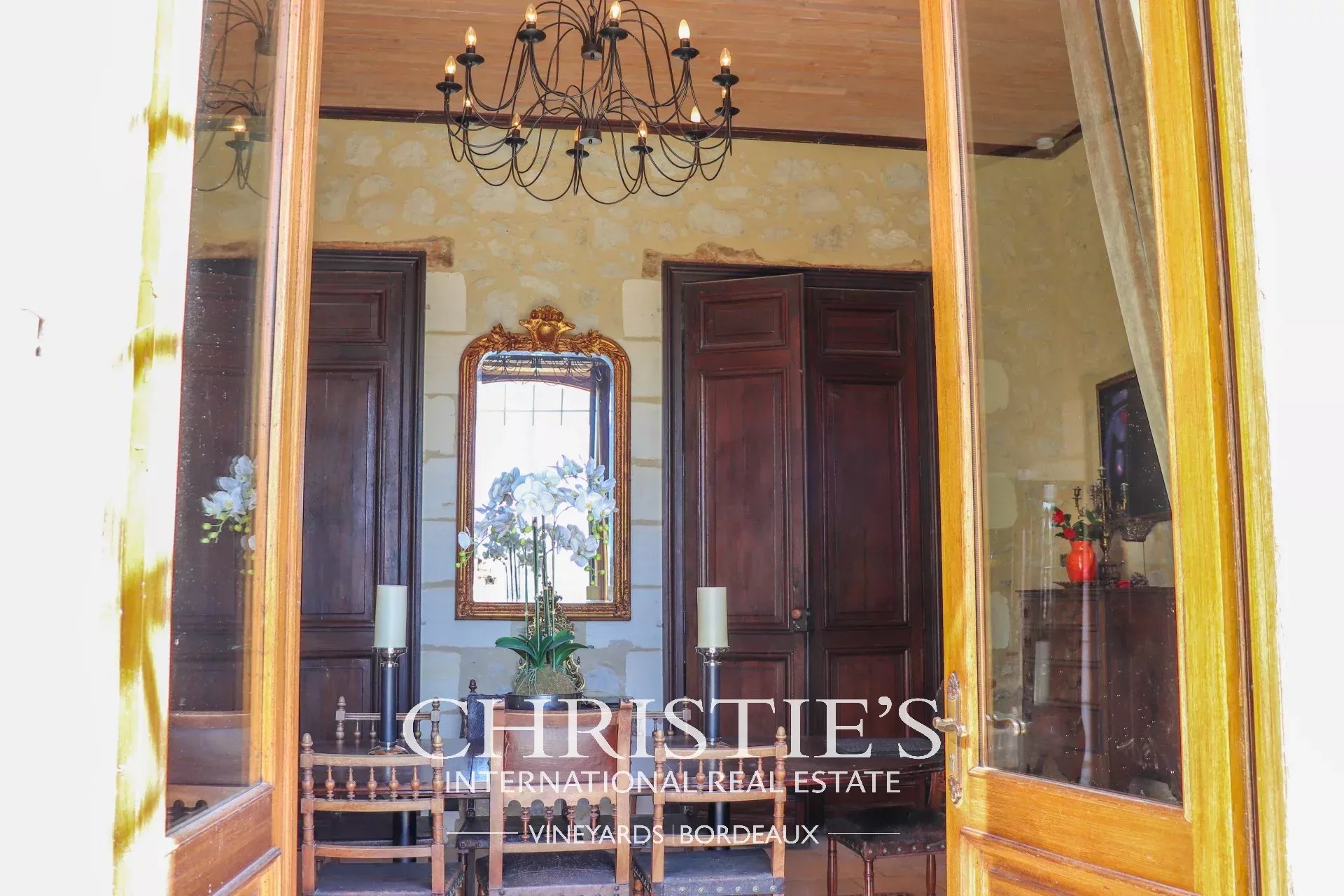5 Bedroom Chateau's Image 5
