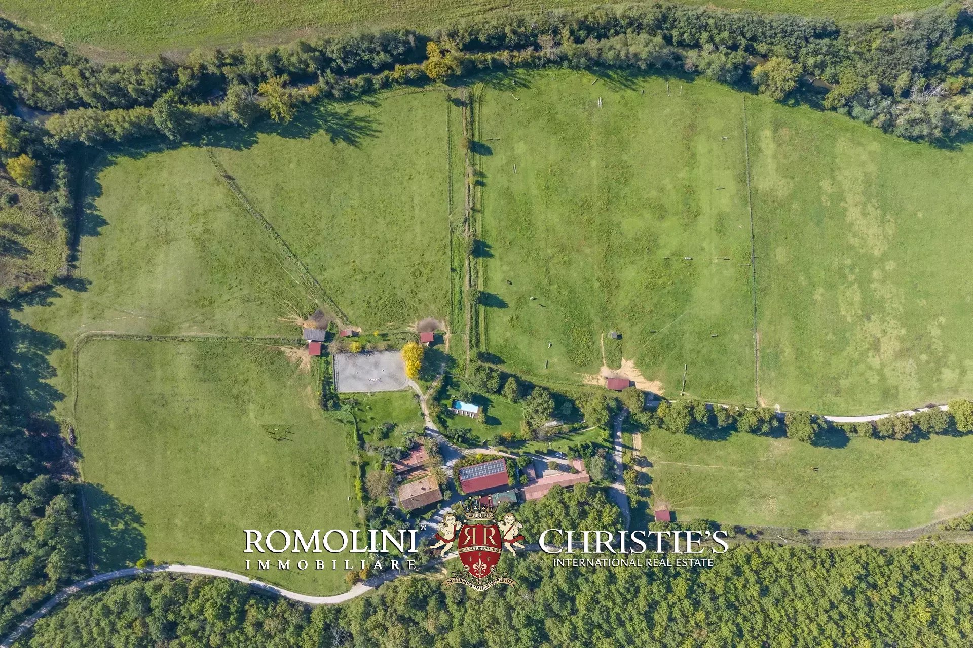 9 Bedroom Horse Property's Image 6