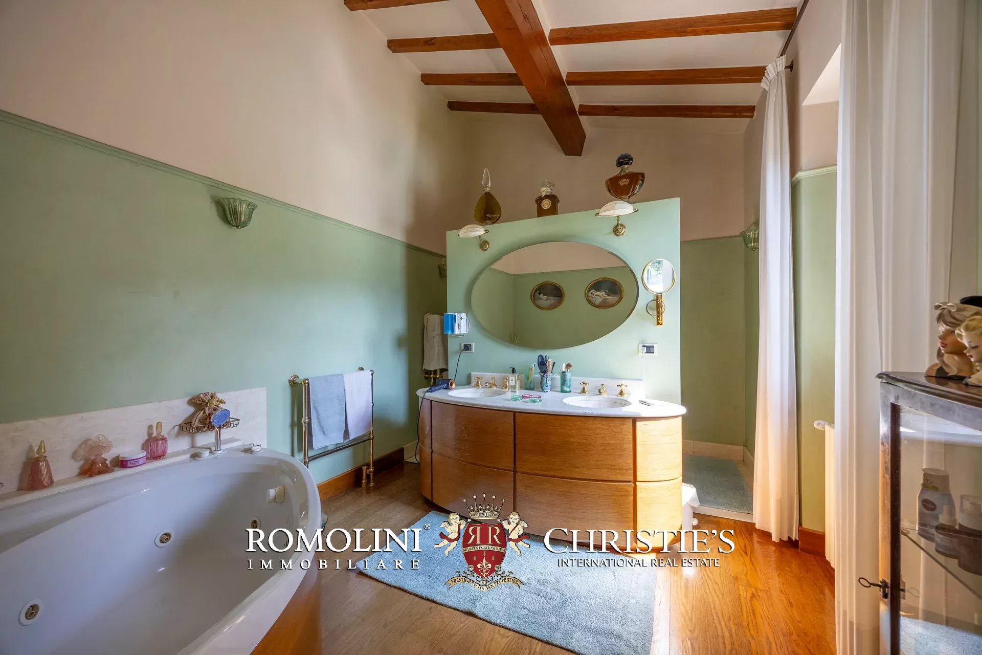 4 Bedroom Villa/Townhouse's Image 74
