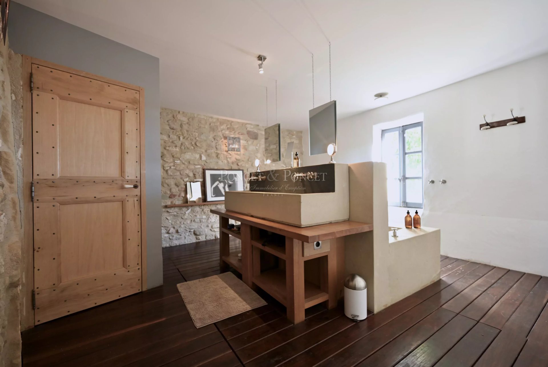 7 Bedroom Villa/Townhouse's Image 16