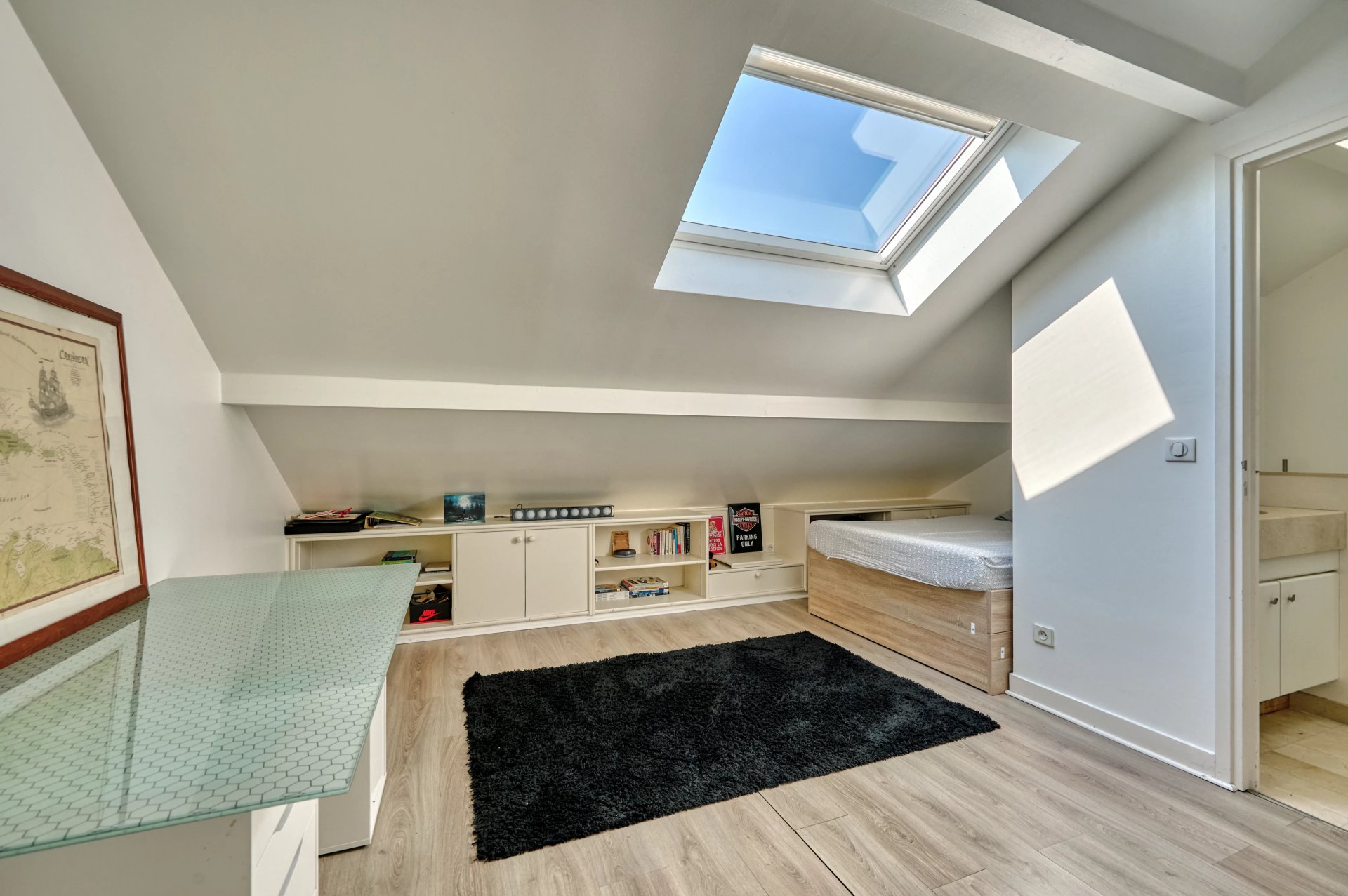 5 Bedroom Villa/Townhouse's Image 9