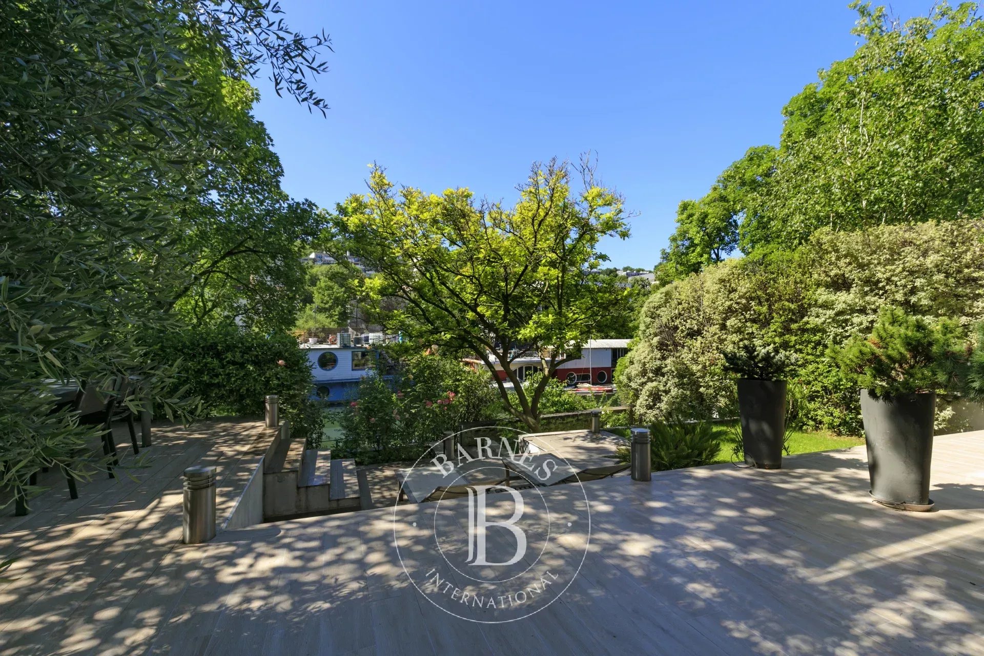 Casa Issy-les-Moulineaux  -  ref 87037323 (picture 1)