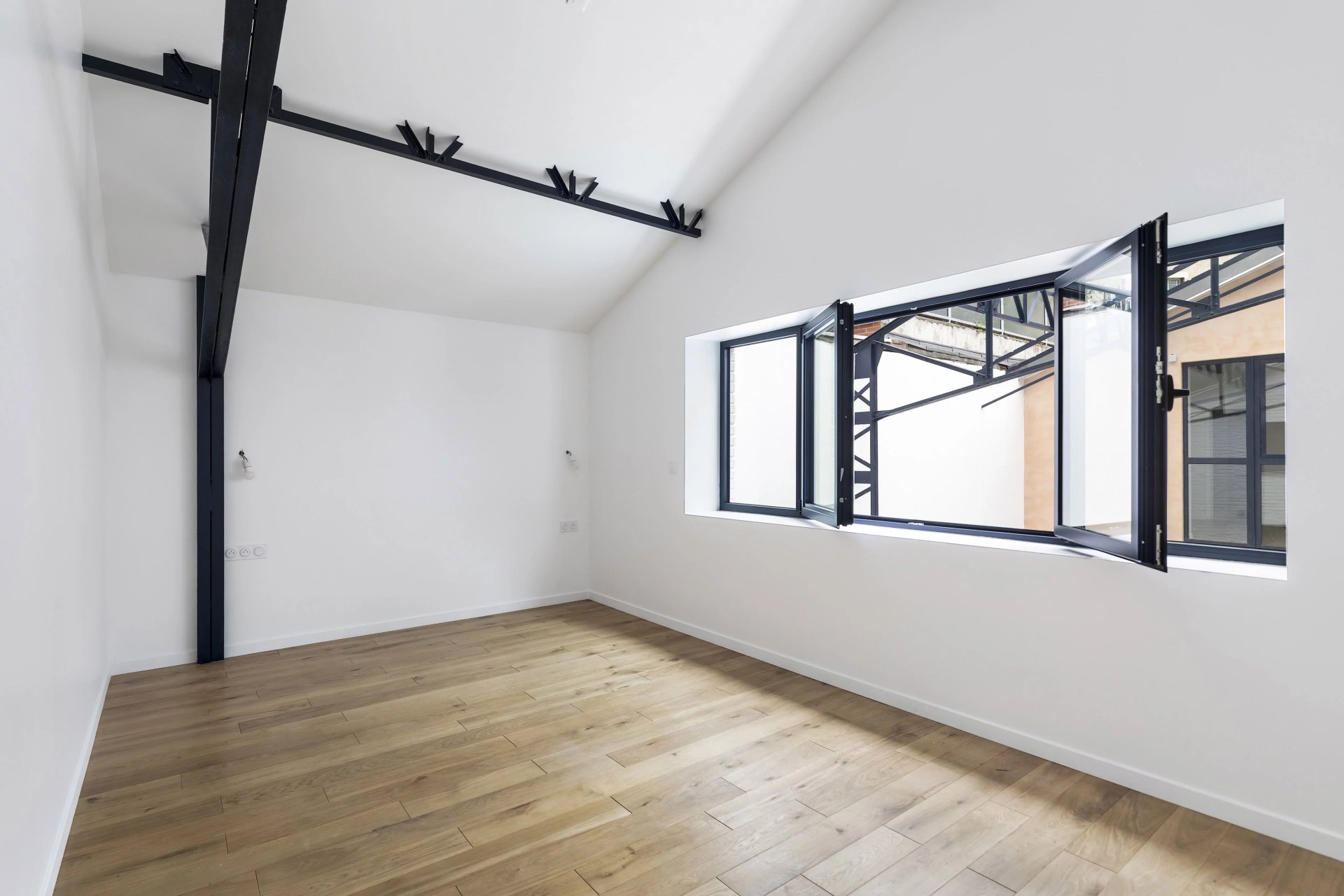 4 Bedroom Villa/Townhouse's Image 25