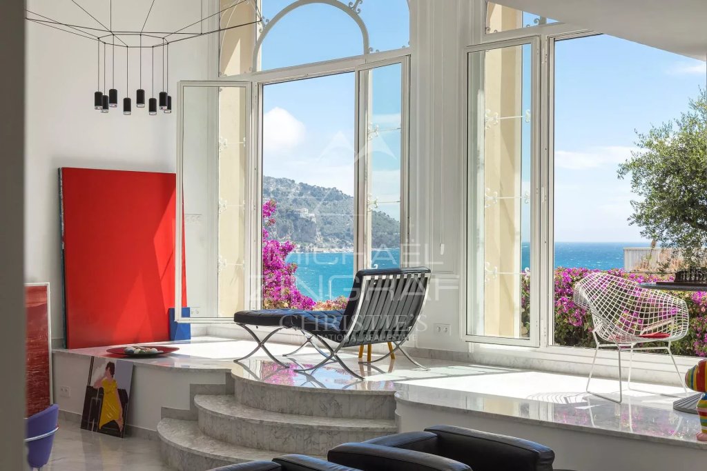 Apartment for sale in Menton — An exceptional property in a listed building – Belle Époque elegance, sea views and private access to the coast