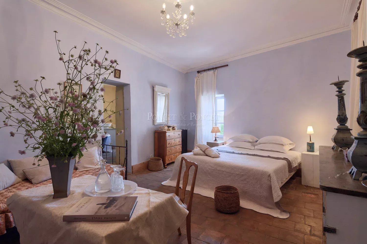 11 Bedroom Villa/Townhouse's Image 8