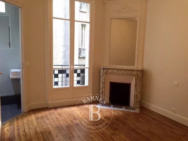 Paris  - Apartment 2 Bedrooms - picture 8