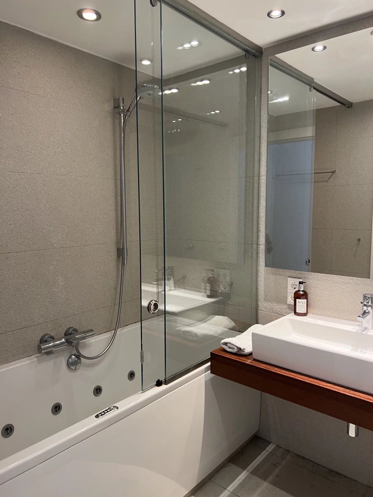 Daire Budapest VI. kerülete - picture 4