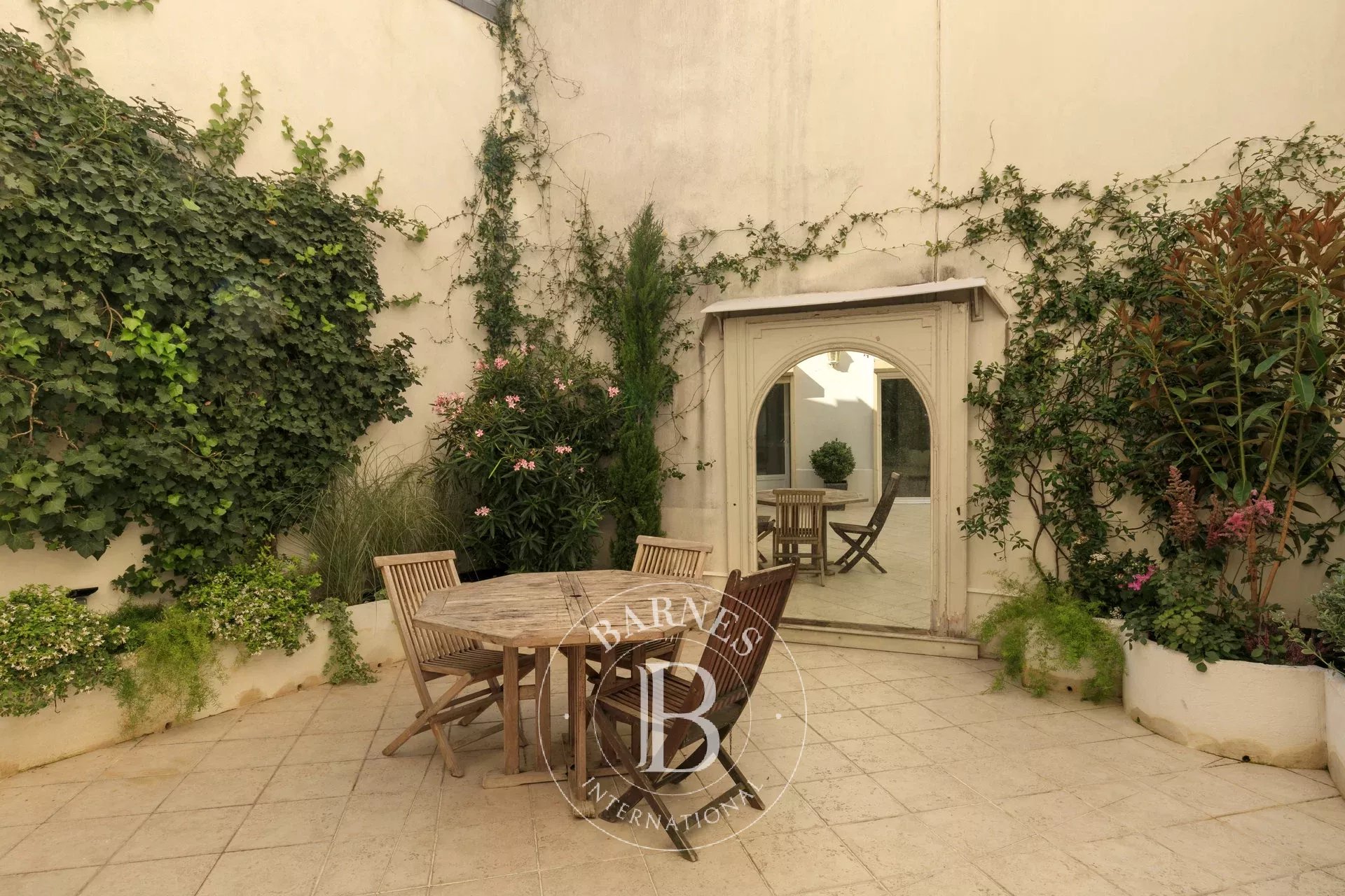 Daire Paris 18ème - picture 12