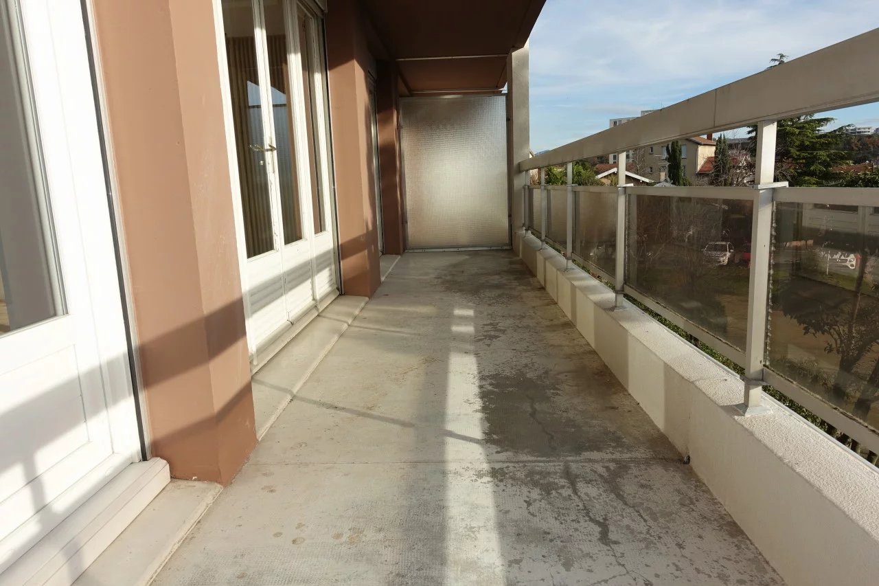 APPARTEMENT T4 DE 81,89 M² avec Terrasse et Parking — photo 7