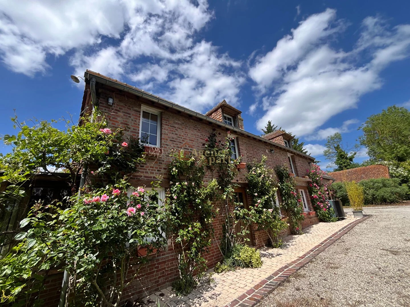 BELLE PROPRIETE SECTEUR BEUVRON EN AUGE