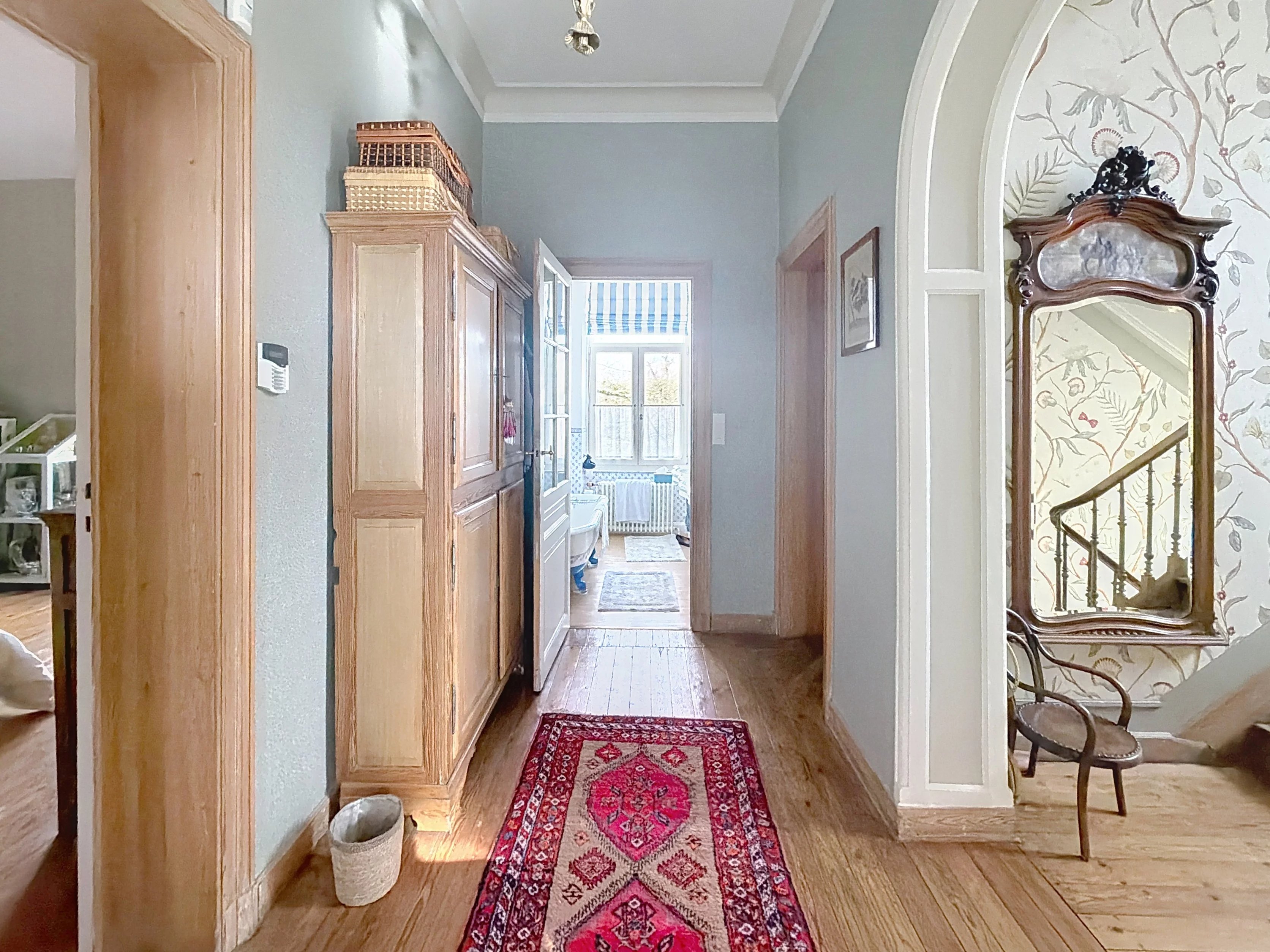 Manor in Jurbise I Elegance and historic charm