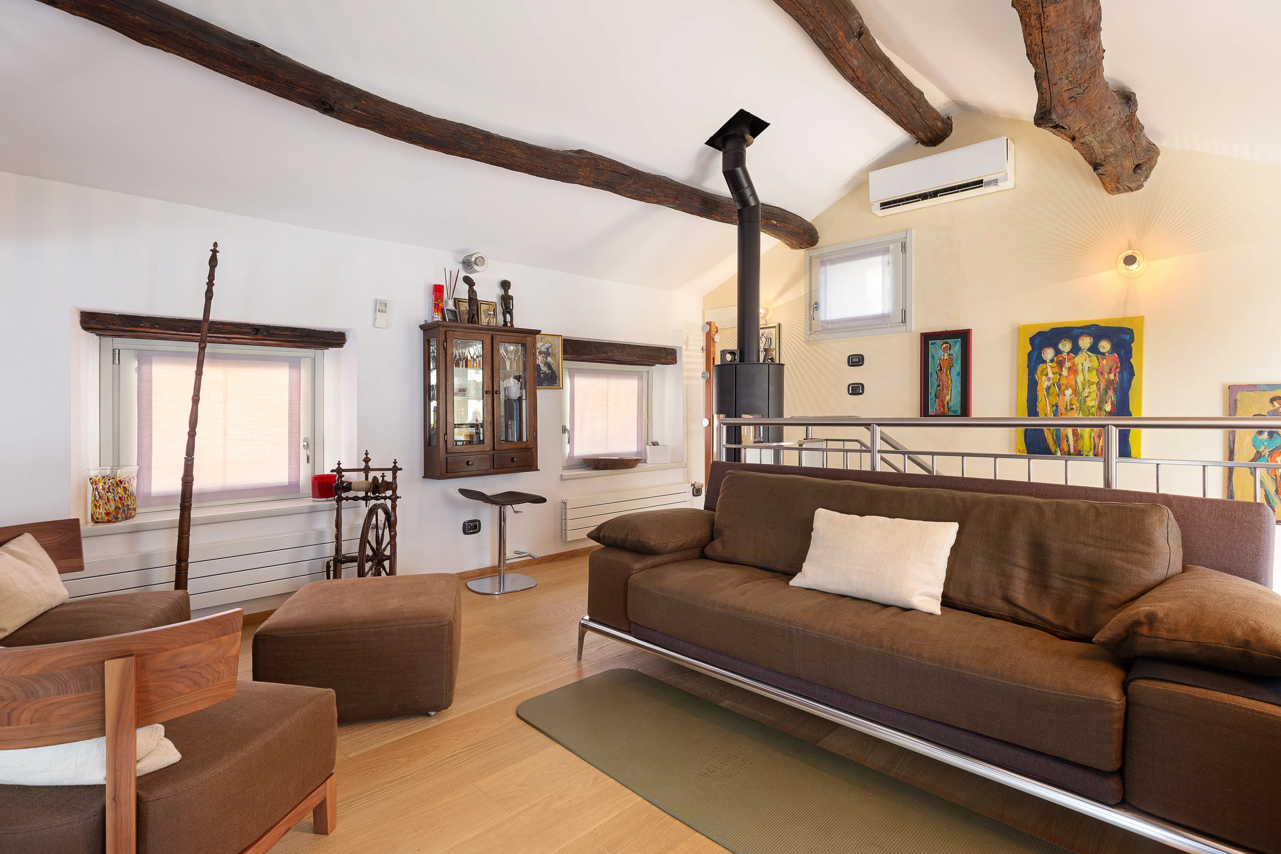 Rustic house in the historic center of Brienno - picture 5