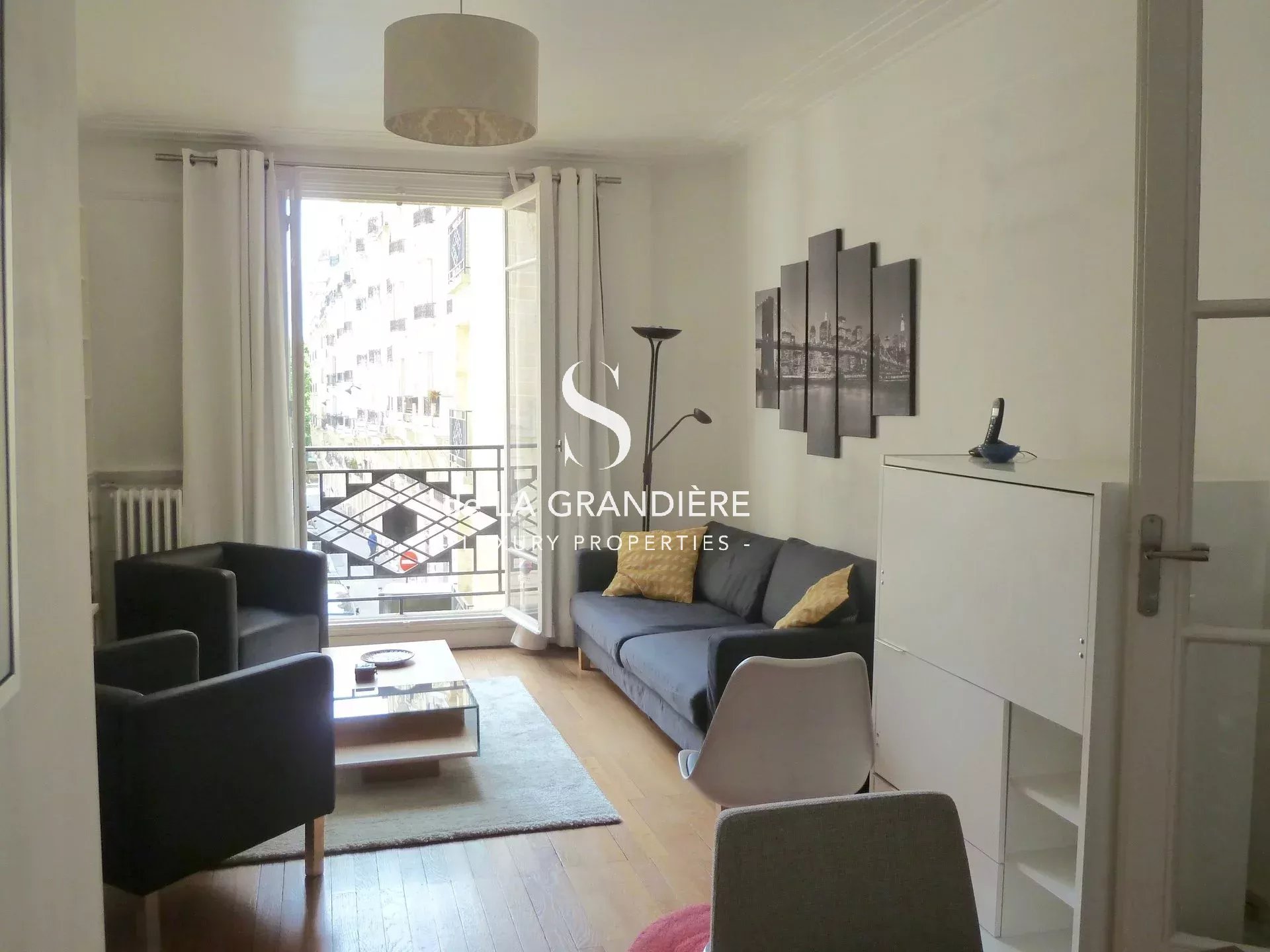 2 pièces à Passy Paris 16ème -