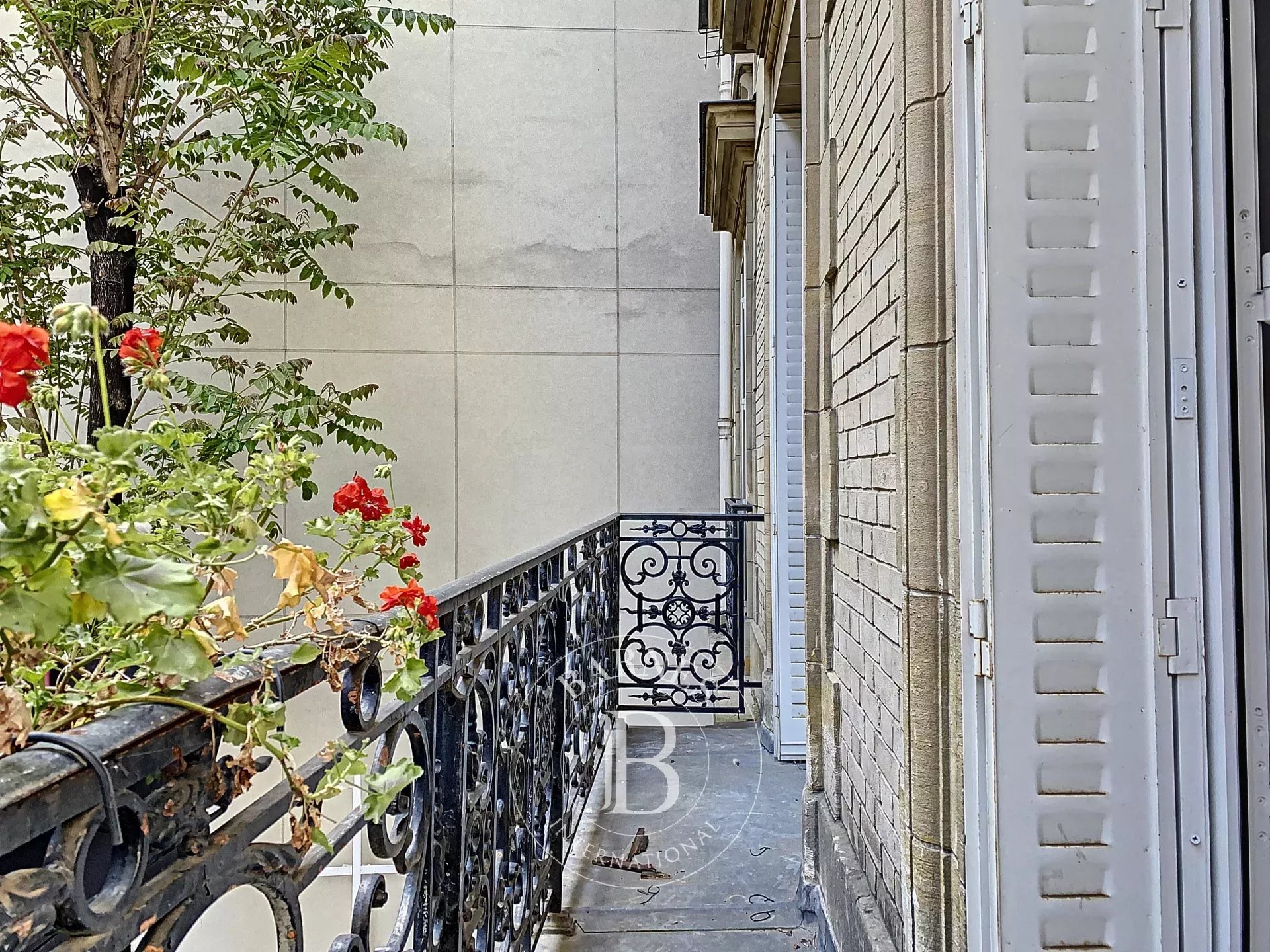 Daire Paris 9ème - picture 5