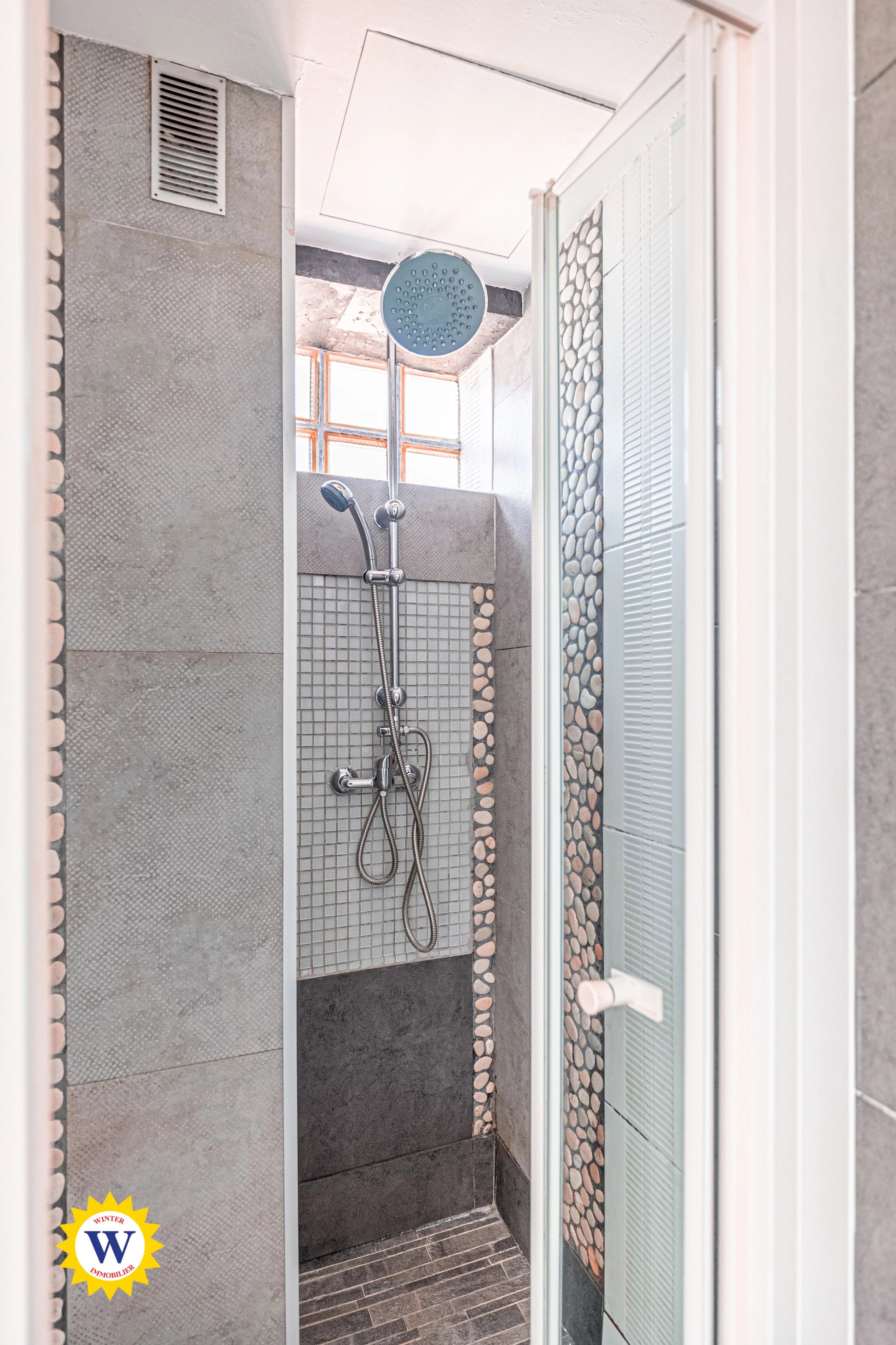 NICE CENTRE - 2 PIECES MEUBLE — photo 9