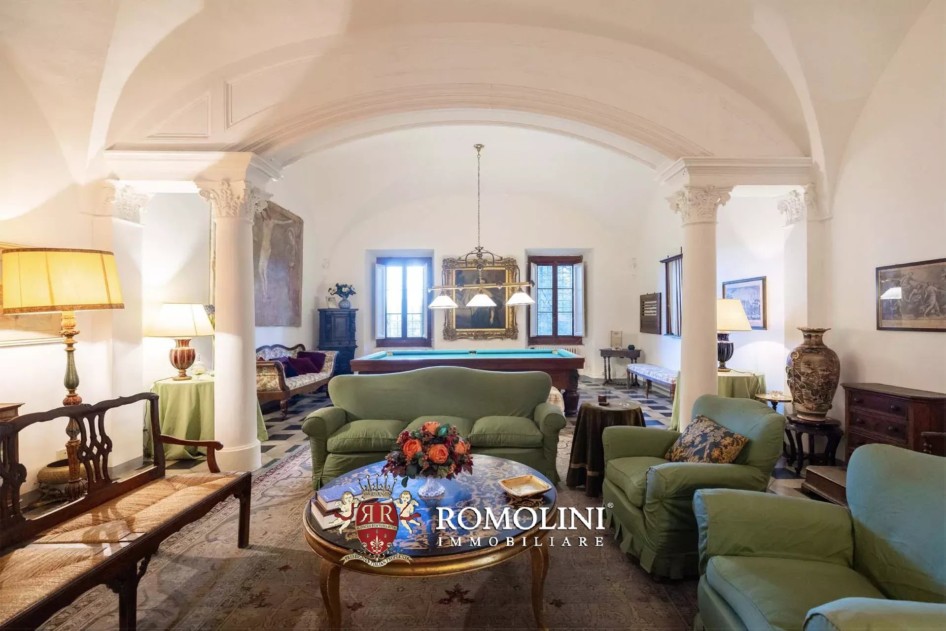 70 Bedroom Chateau's Image 27