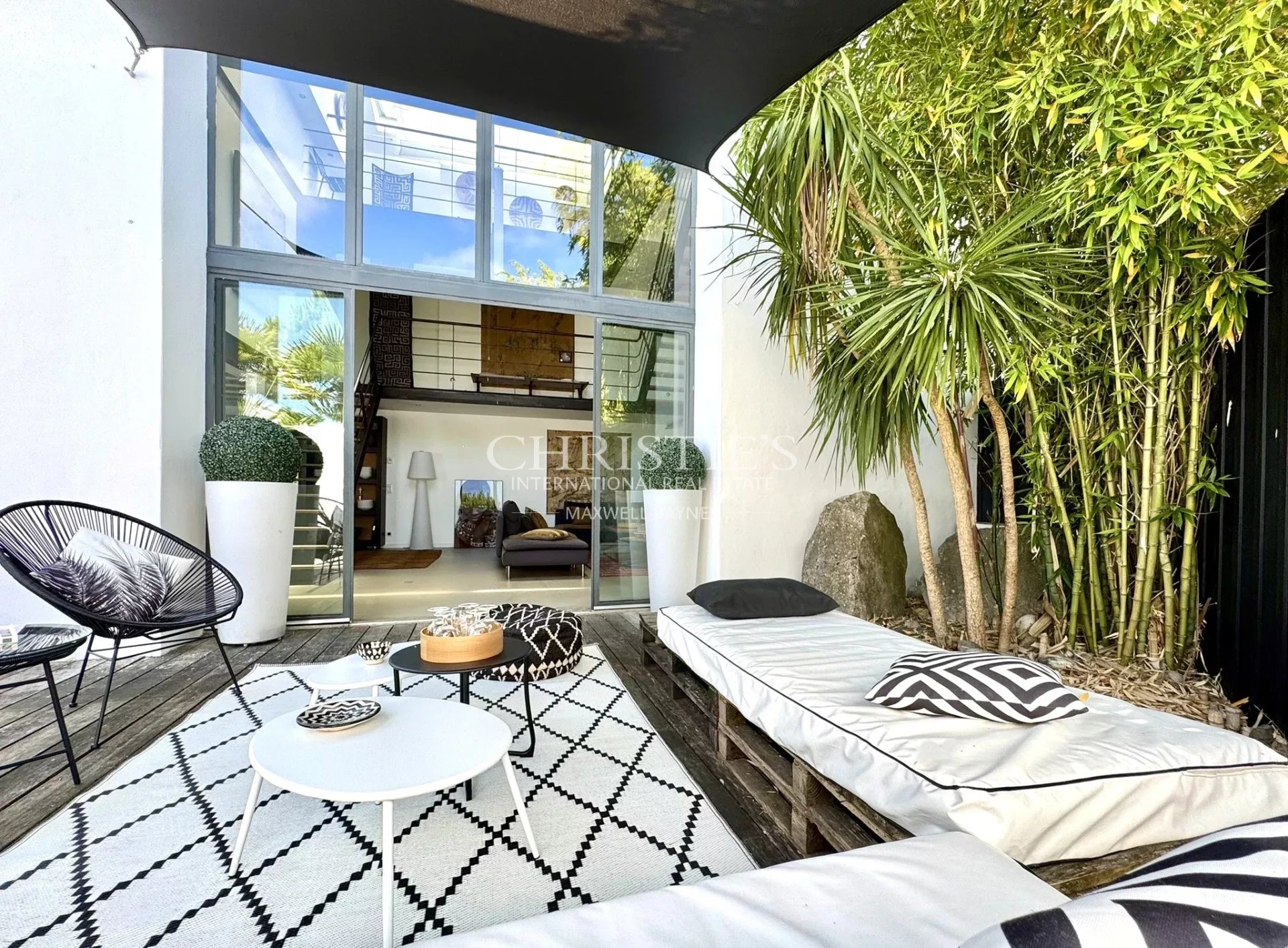 4 Bedroom Villa/Townhouse's Image 23