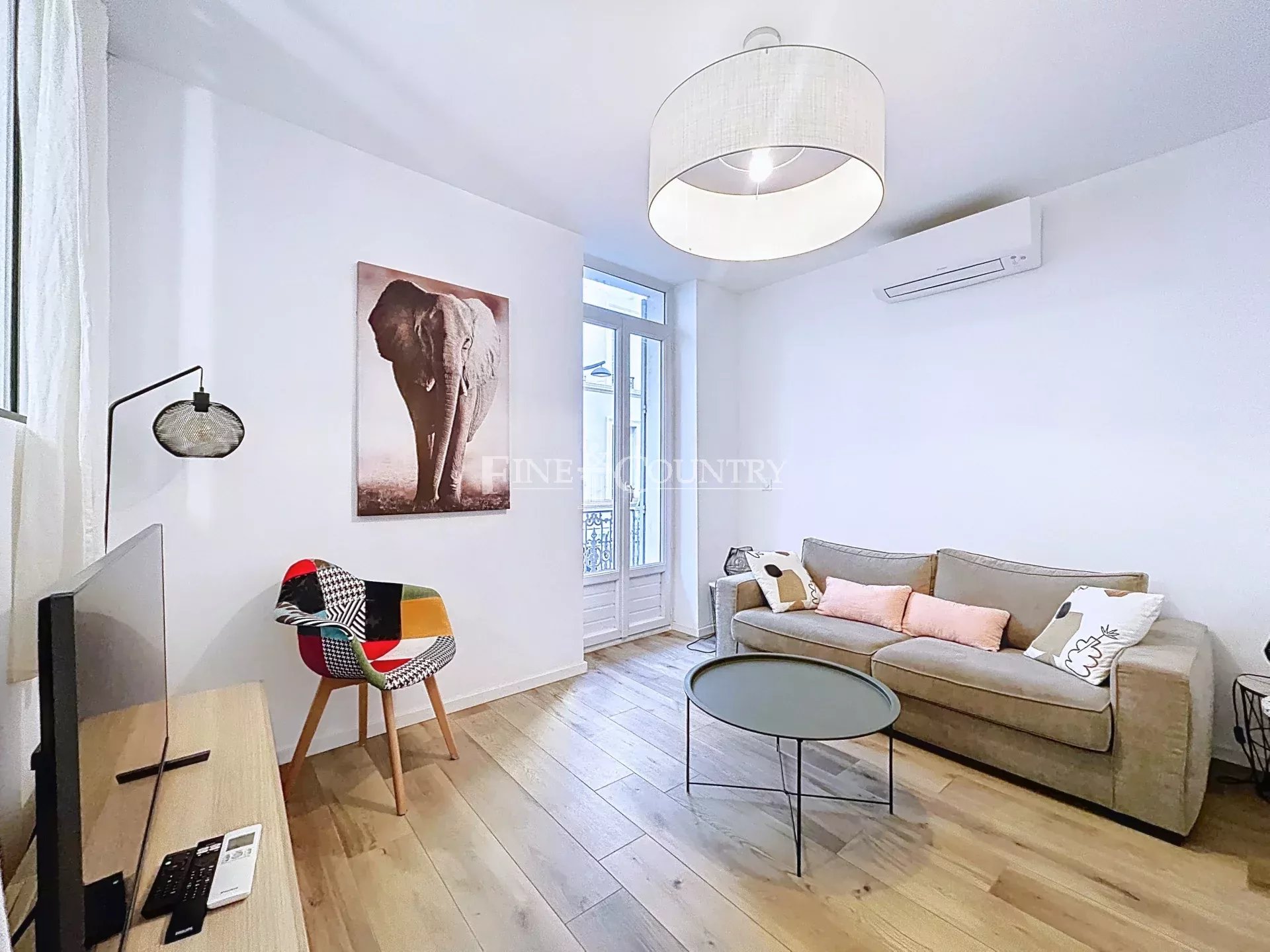 Photo of Apartment 2 bedrooms for sale in Cannes Banane