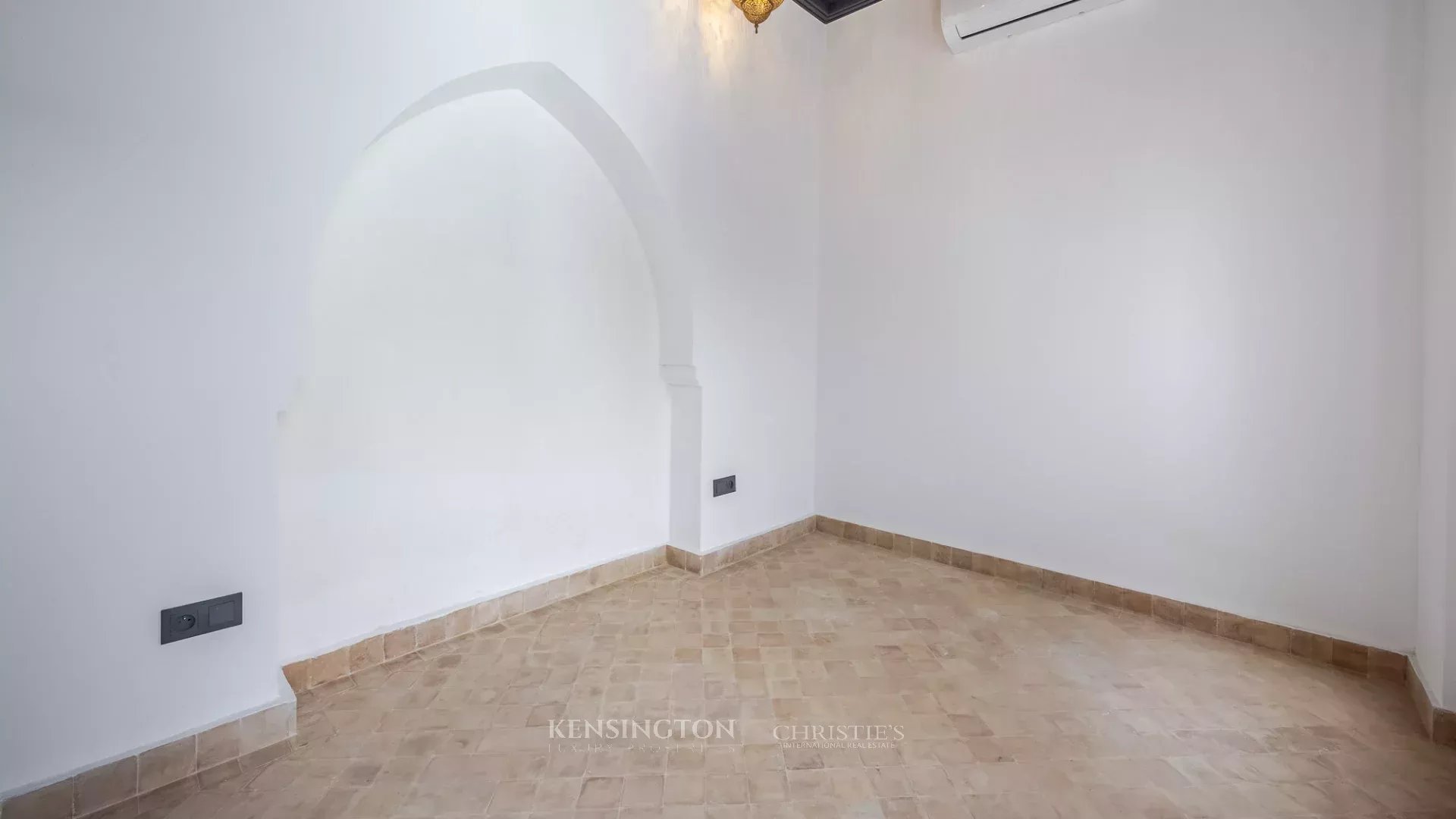 4 Bedroom Villa/Townhouse's Image 4