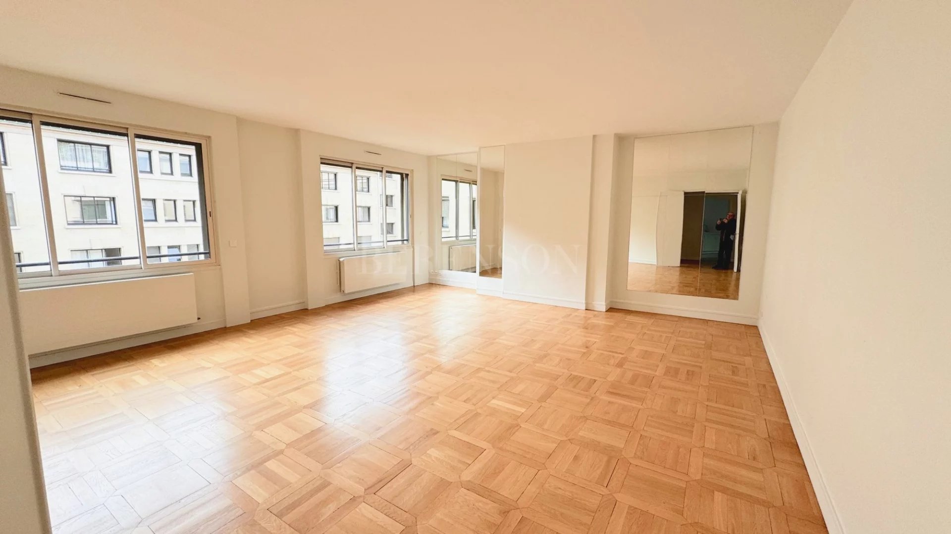 Location Appartement Paris 16ème